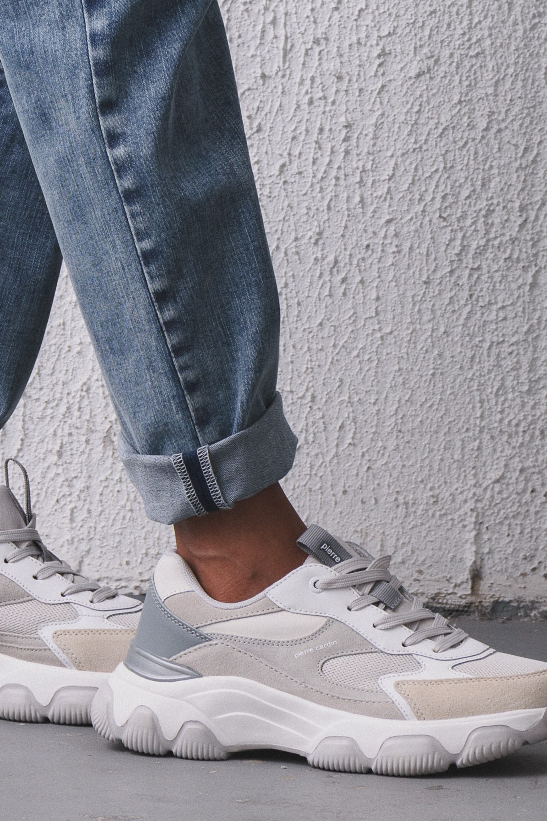 Фотосъемка женской одежды и аксессуаров для маркетплейсов. Gramy-studio: фото, видео, инфографика и 3D визуализация для маркетплейсов