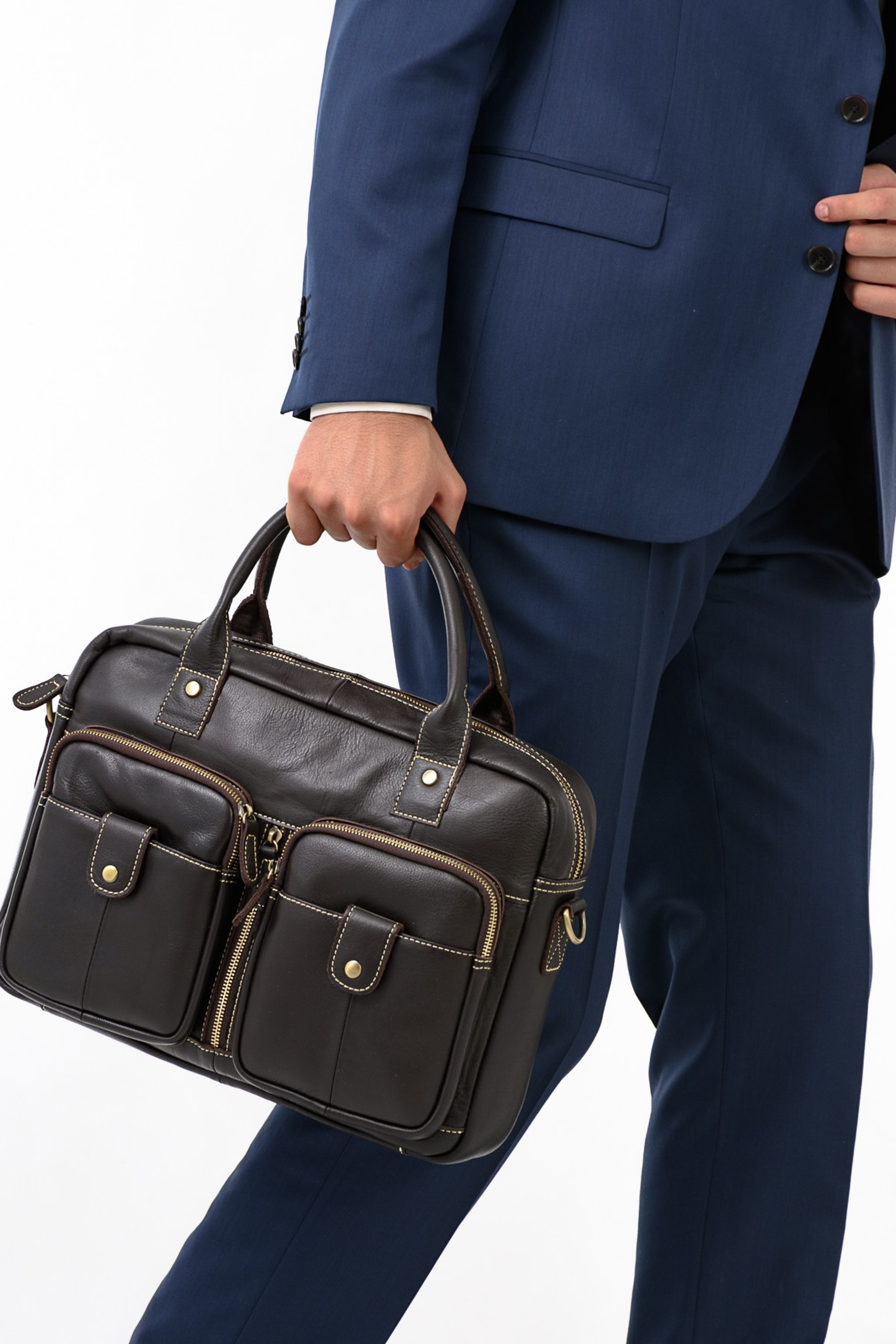 Профессиональная съемка мужской одежды и аксессуаров. Gramy-studio: фото, видео, инфографика и 3D визуализация для маркетплейсов