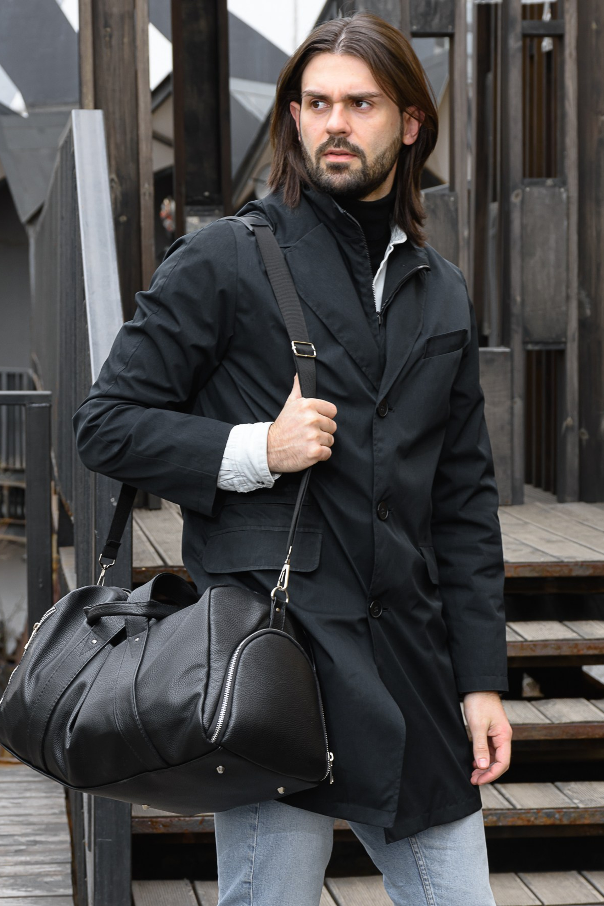 Профессиональная съемка мужской одежды и аксессуаров. Gramy-studio: фото, видео, инфографика и 3D визуализация для маркетплейсов