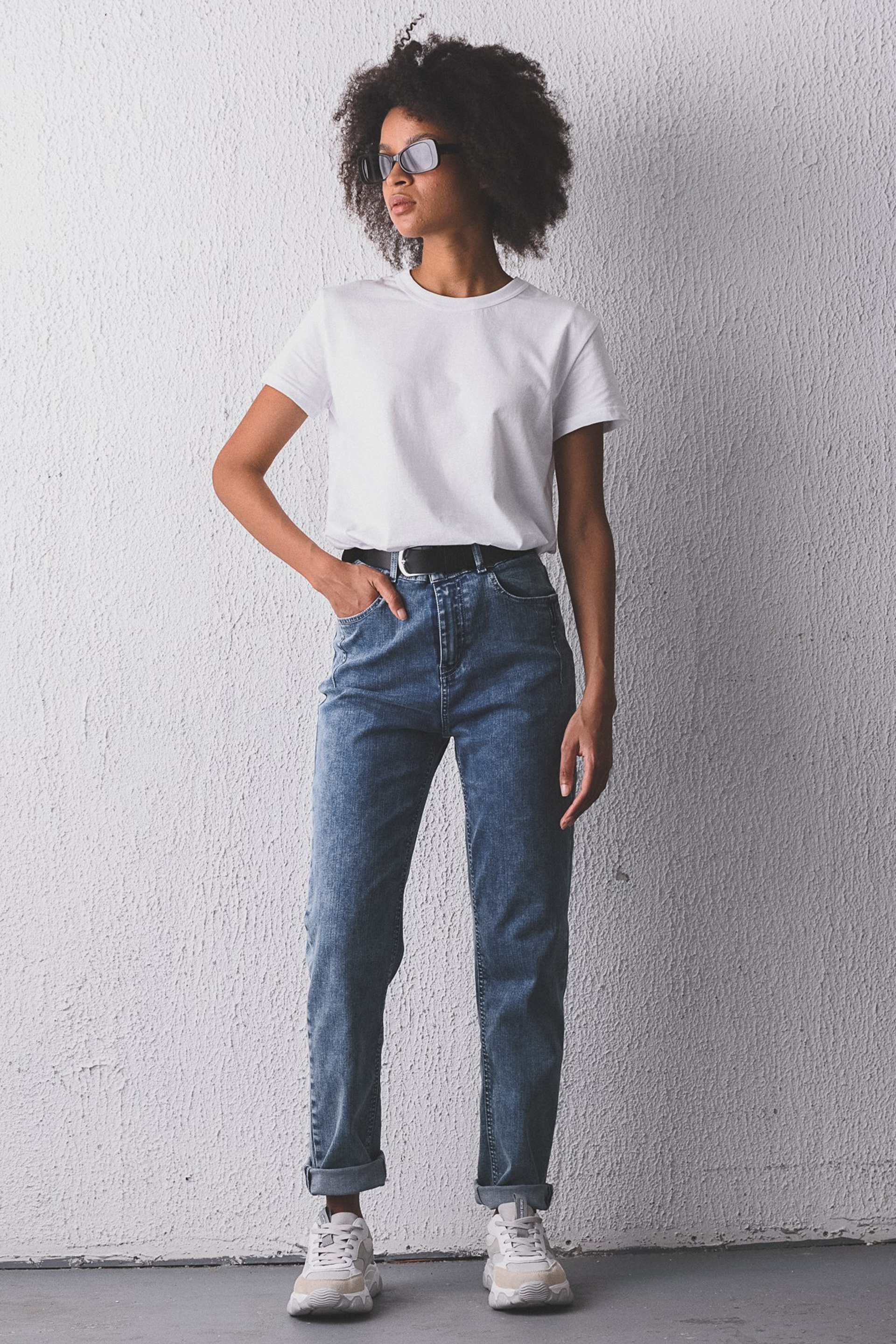 Фотосъемка женской одежды и аксессуаров для маркетплейсов. Gramy-studio: фото, видео, инфографика и 3D визуализация для маркетплейсов