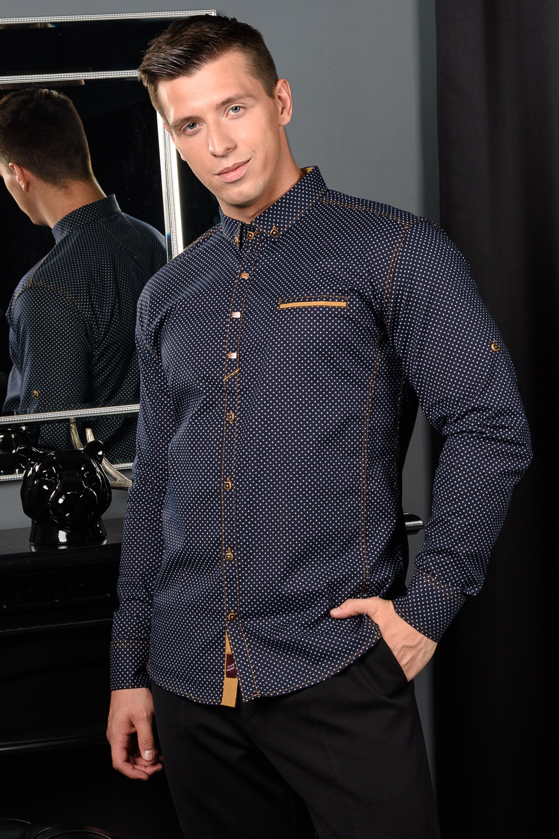 Профессиональная съемка мужской одежды и аксессуаров. Gramy-studio: фото, видео, инфографика и 3D визуализация для маркетплейсов