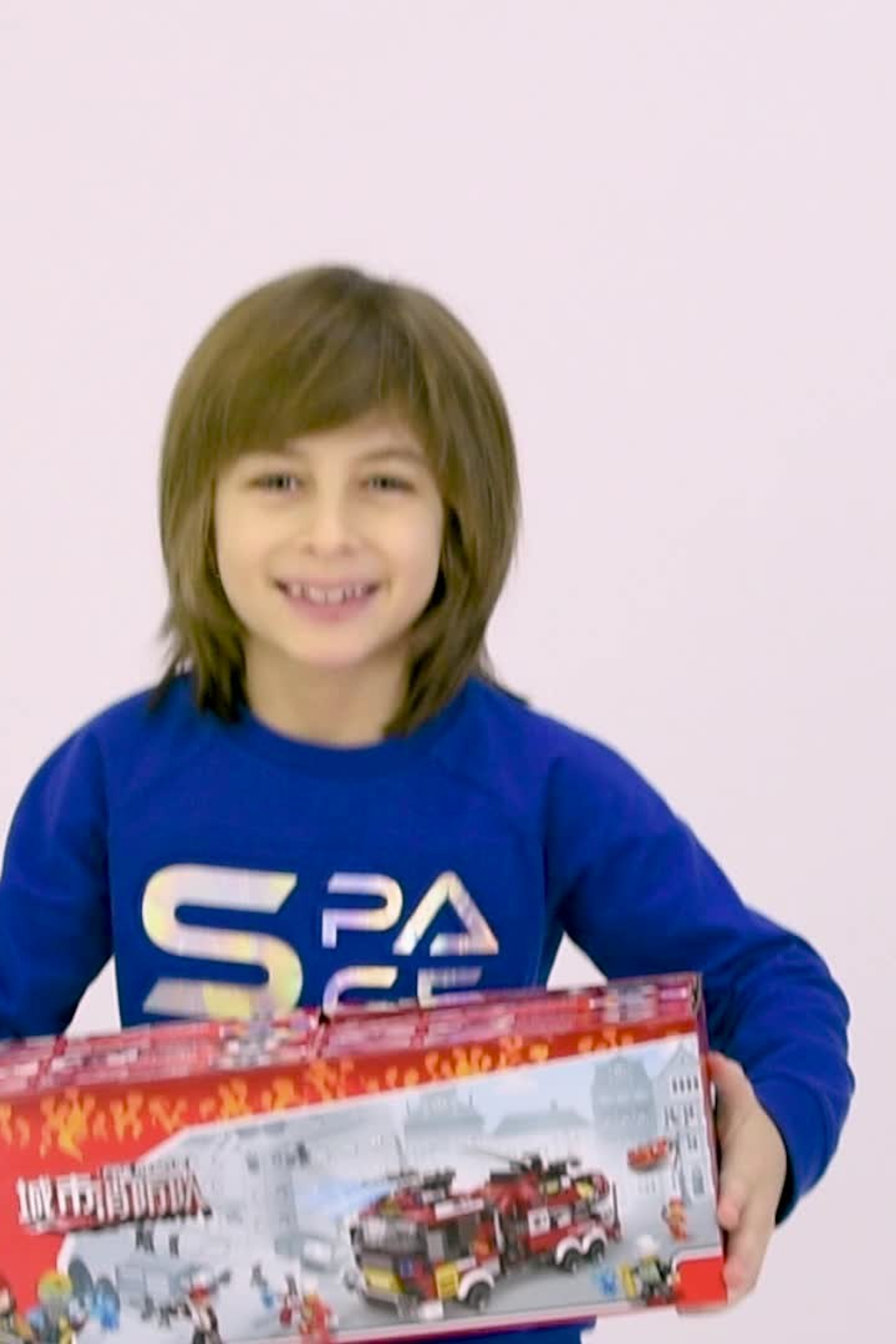 Создание профессиональных видеообзоров товаров и продукции. Gramy-studio: фото, видео, инфографика и 3D визуализация для маркетплейсов