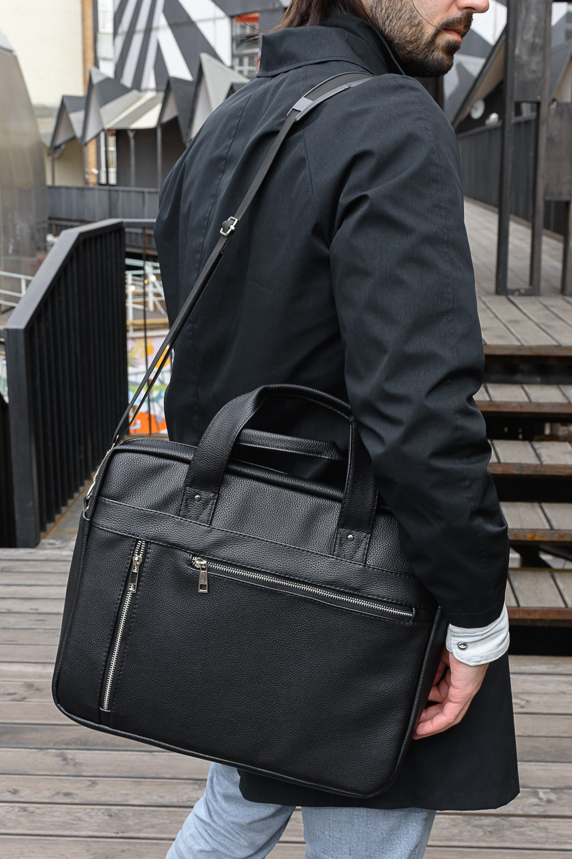 Профессиональная съемка мужской одежды и аксессуаров. Gramy-studio: фото, видео, инфографика и 3D визуализация для маркетплейсов