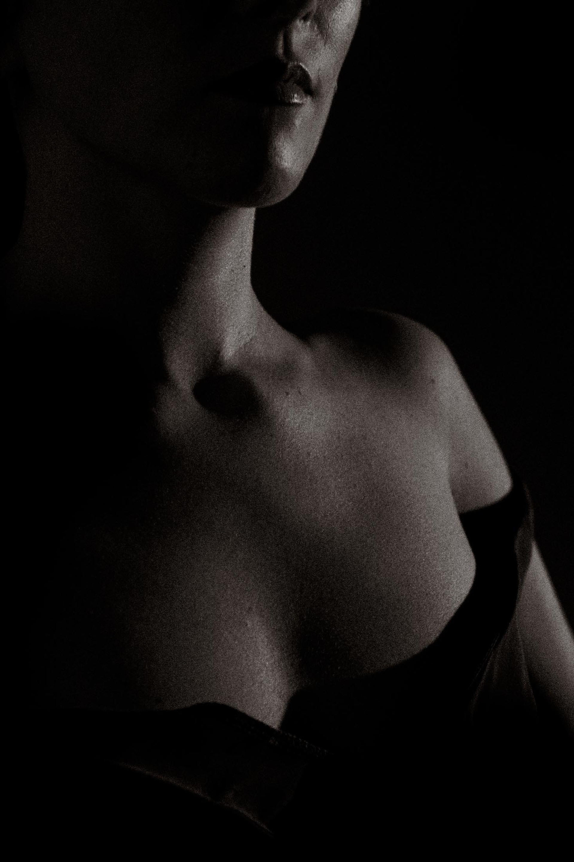 Женщина-Загадка Евгения. Индивидуальная студийная съемка. НЮ