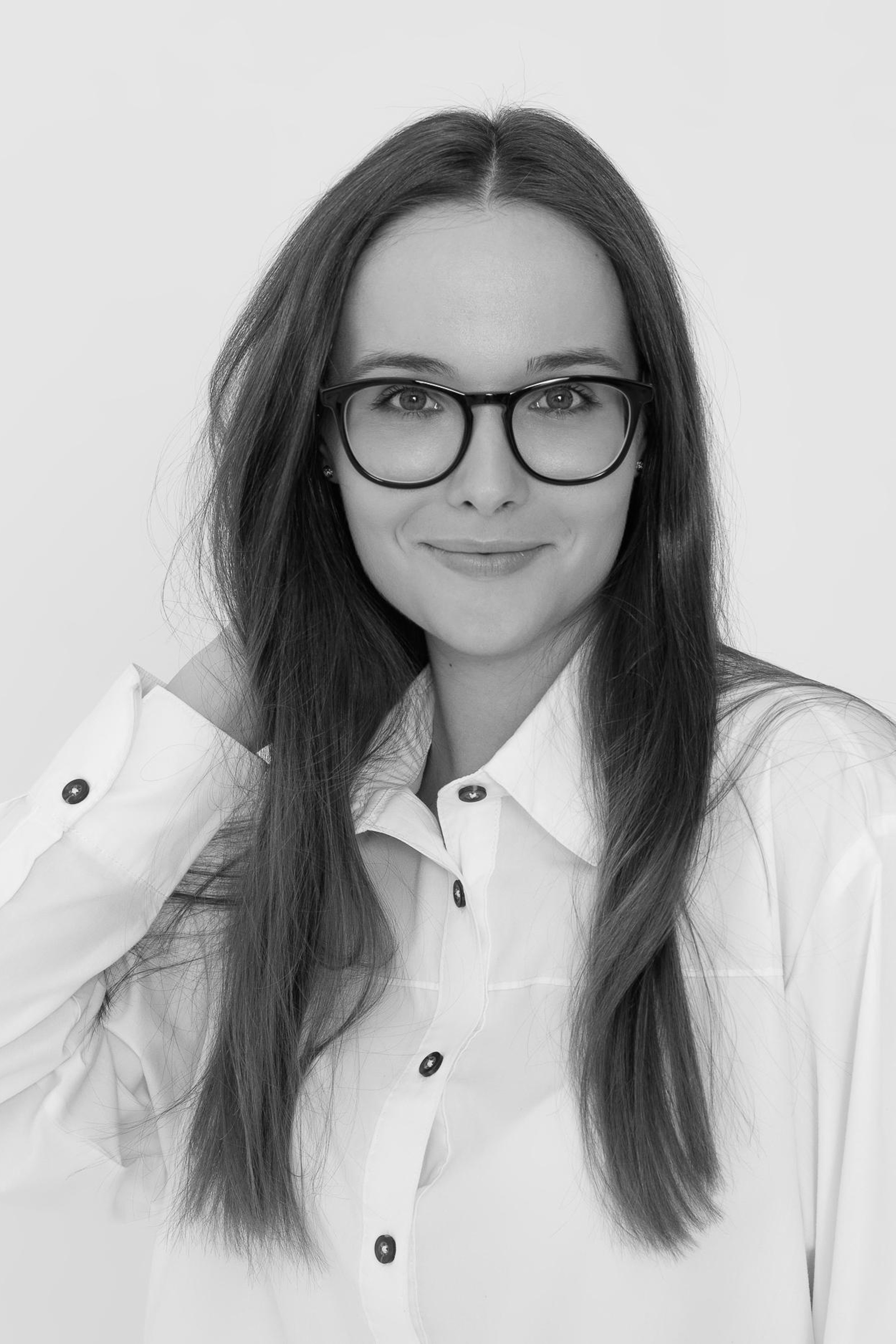 Feedback. Photographer Viki Dejavu