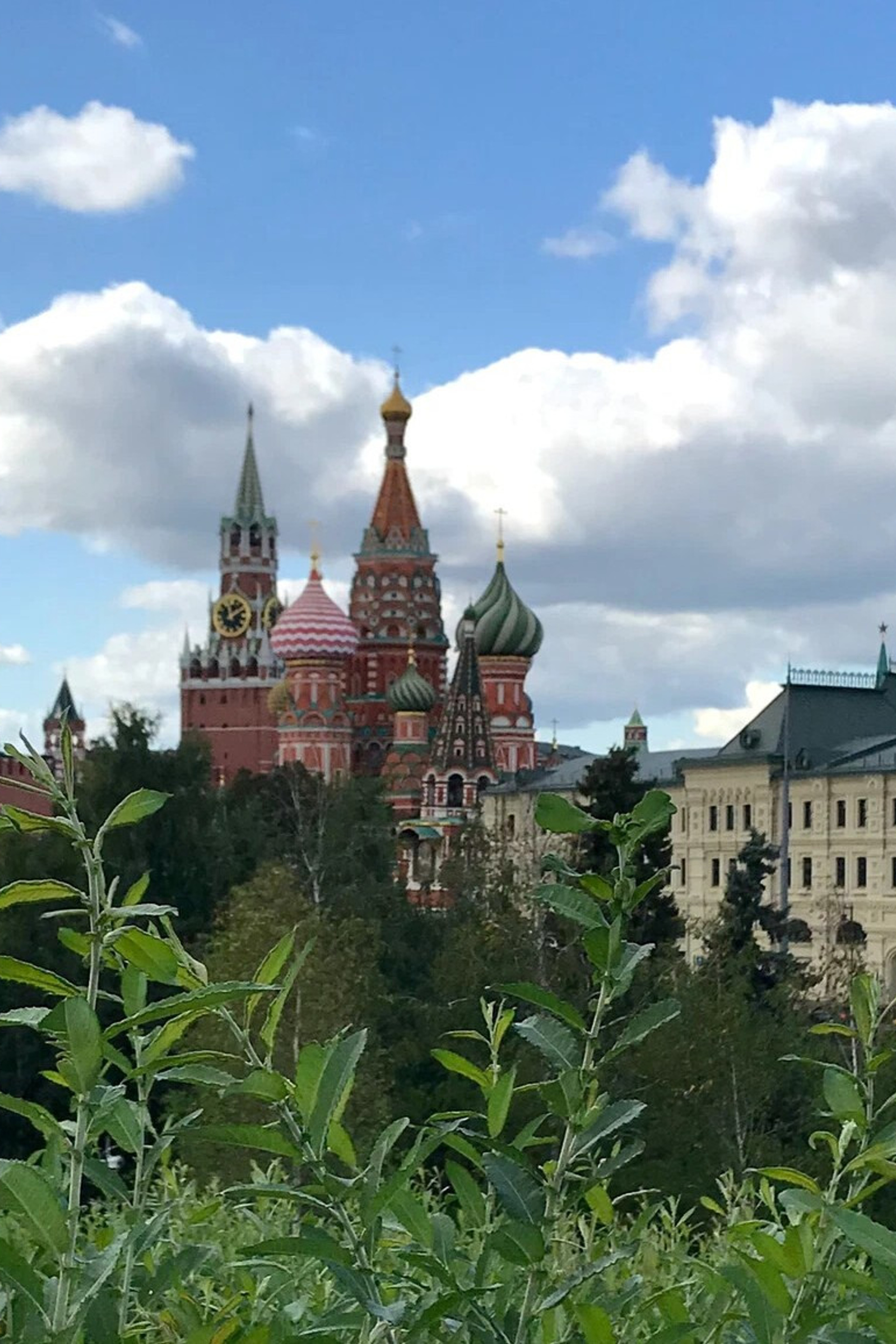 #11: Вид на Кремль и высотку