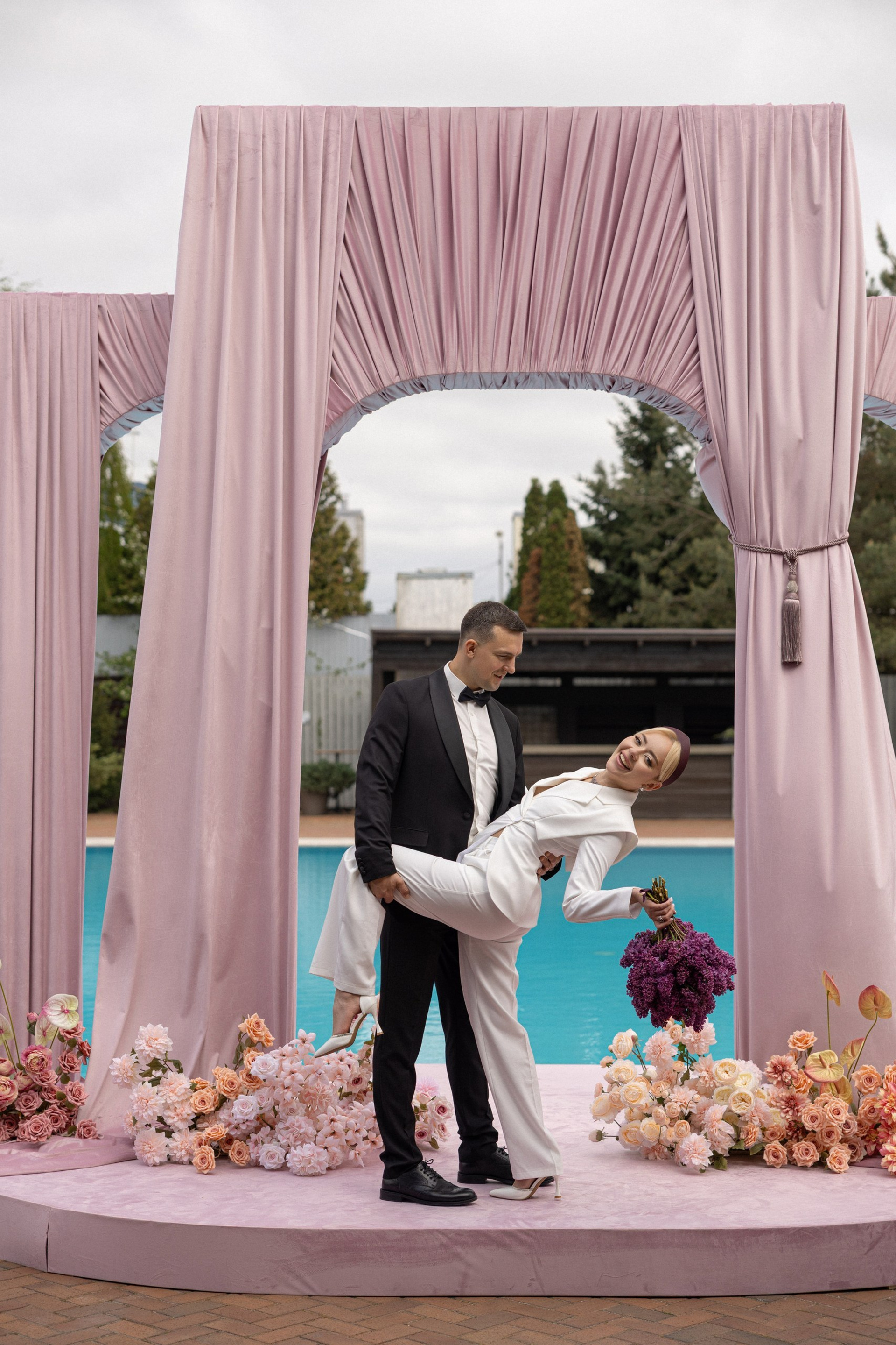 Апрель 25. Бюджет 1.170.000 (80 гостей)