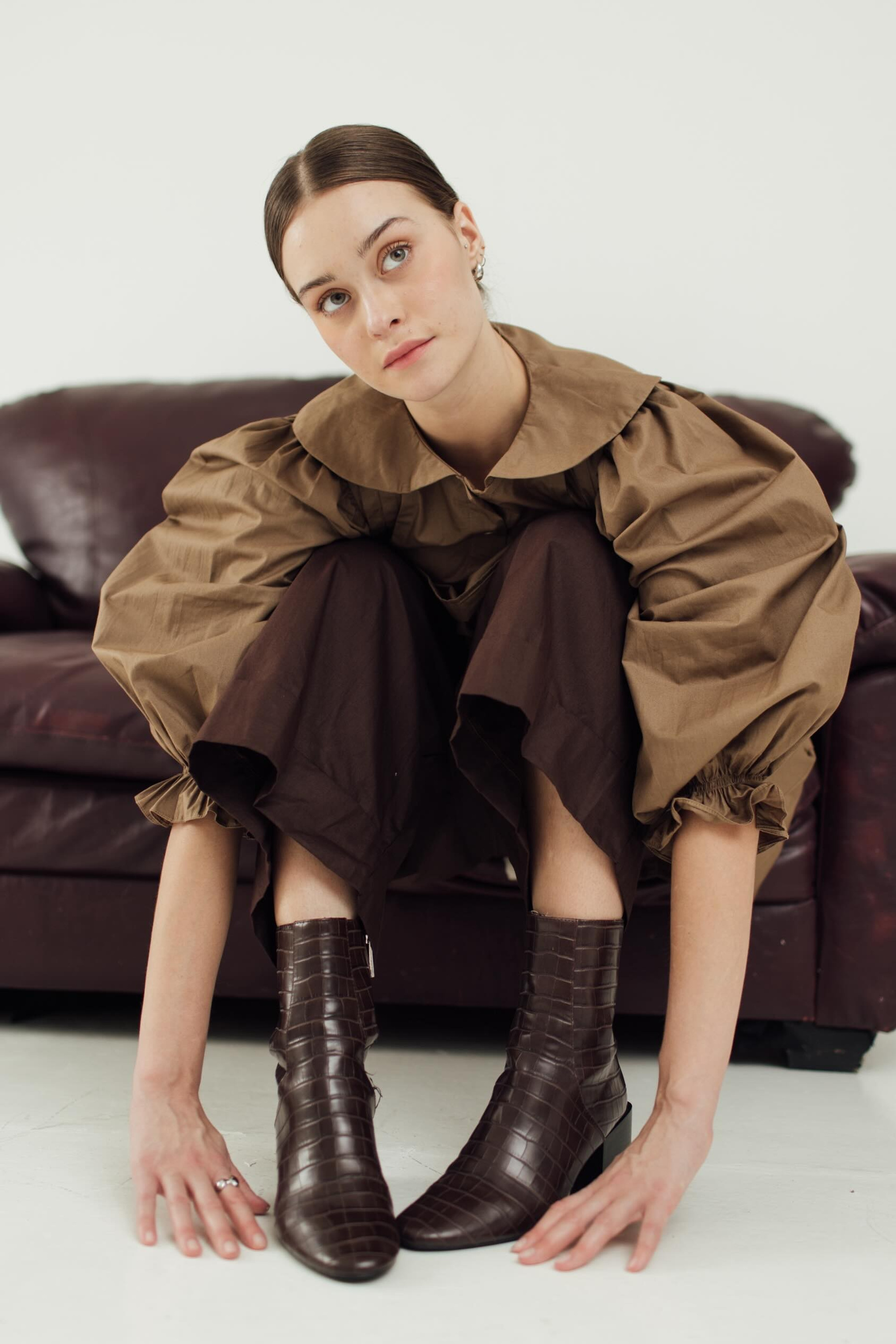 BOOK. MONSTERA MODELS