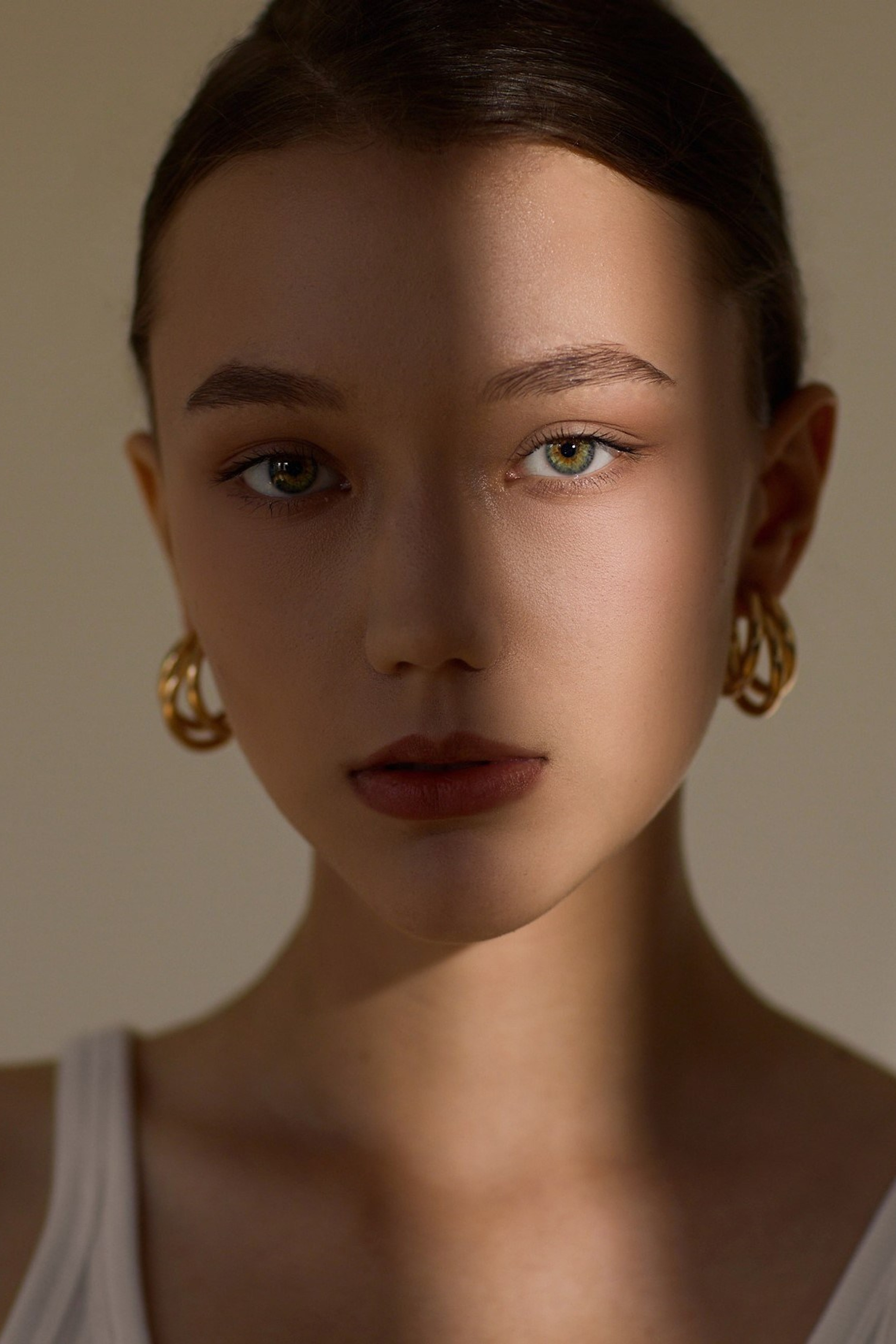 BOOK. MONSTERA MODELS