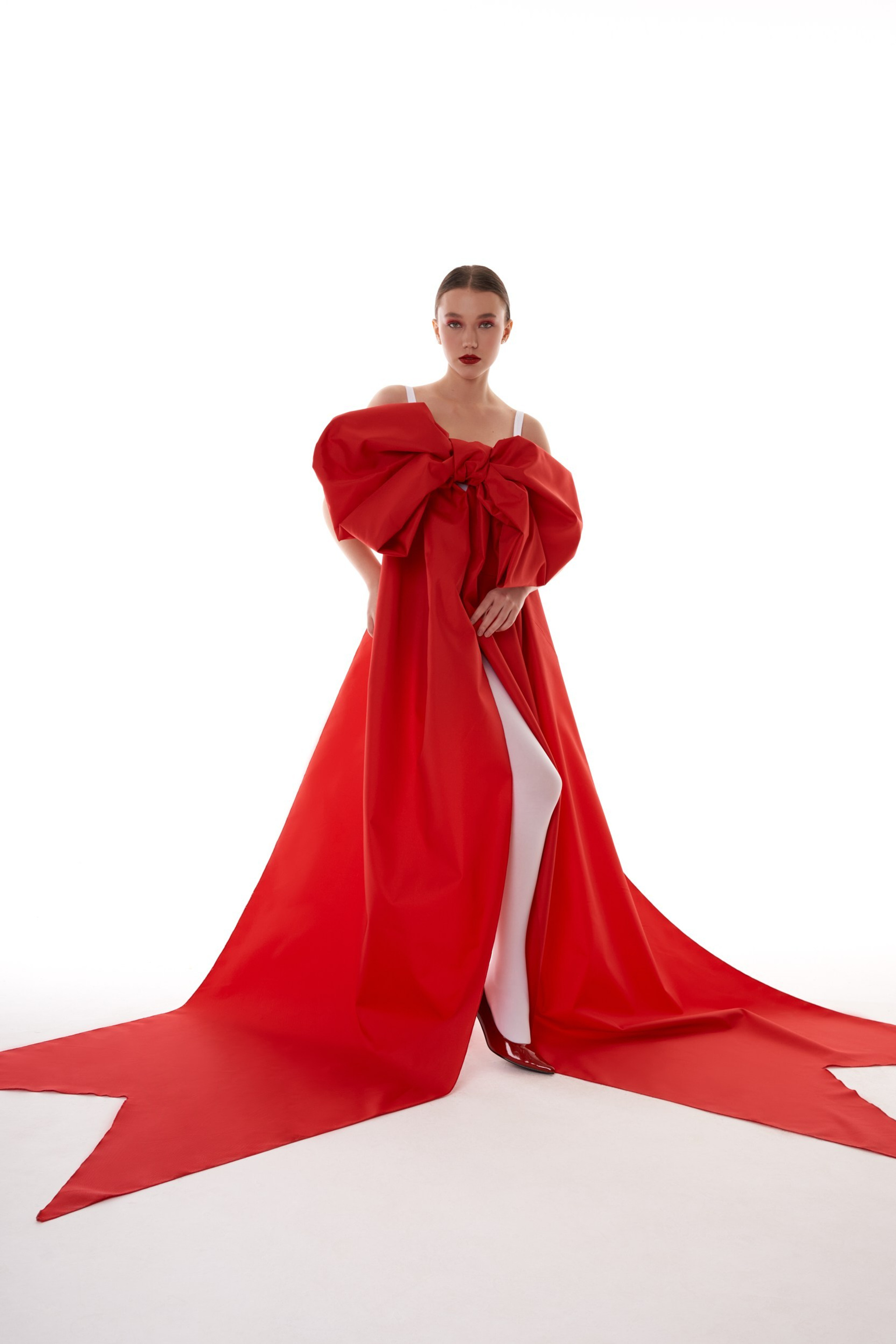 BOOK. MONSTERA MODELS