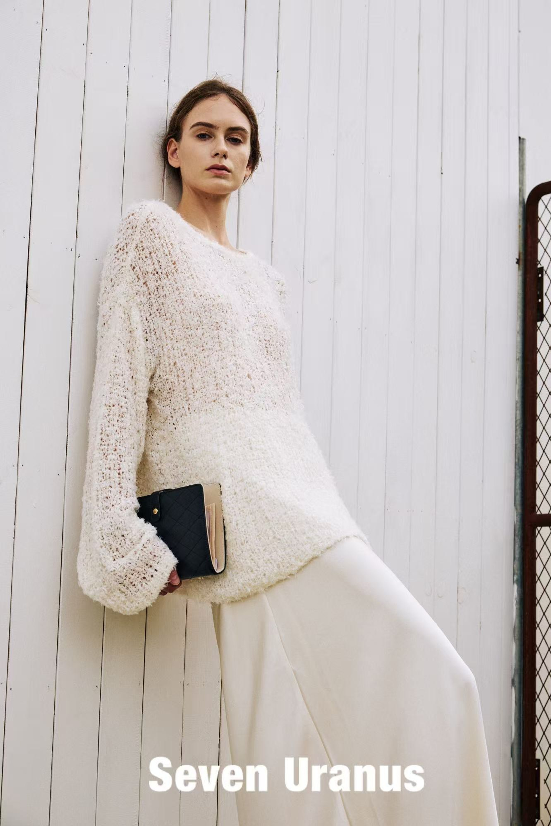 BOOK. MONSTERA MODELS