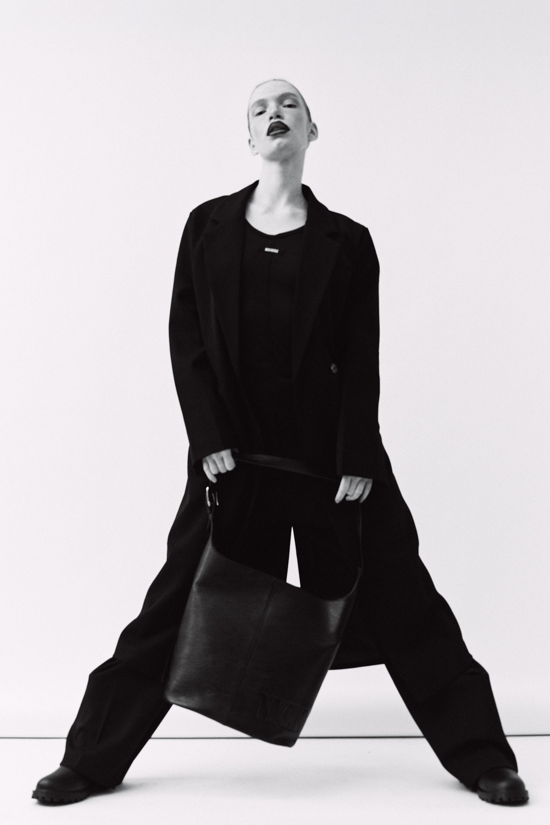 BOOK. MONSTERA MODELS