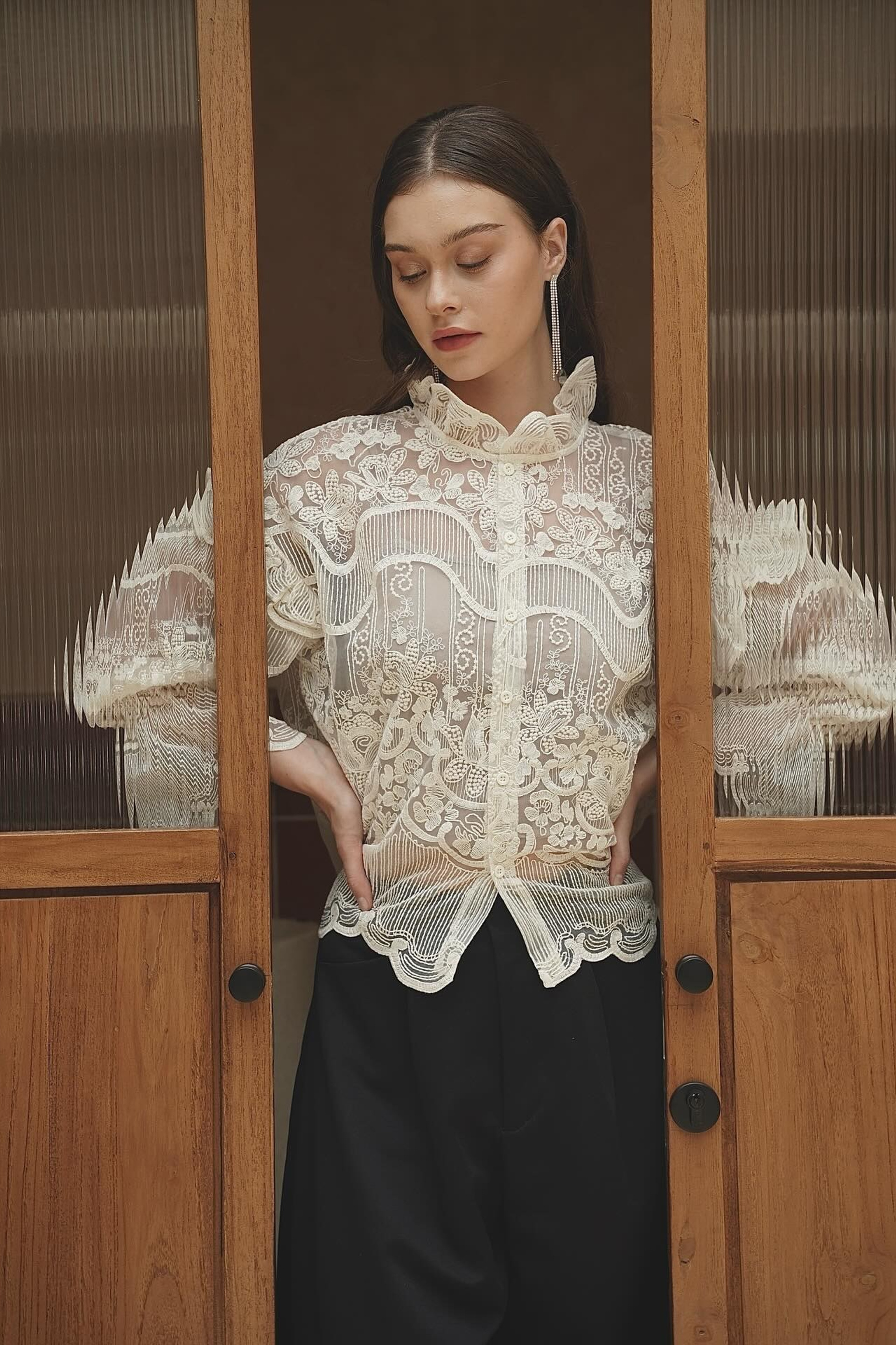 BOOK. MONSTERA MODELS