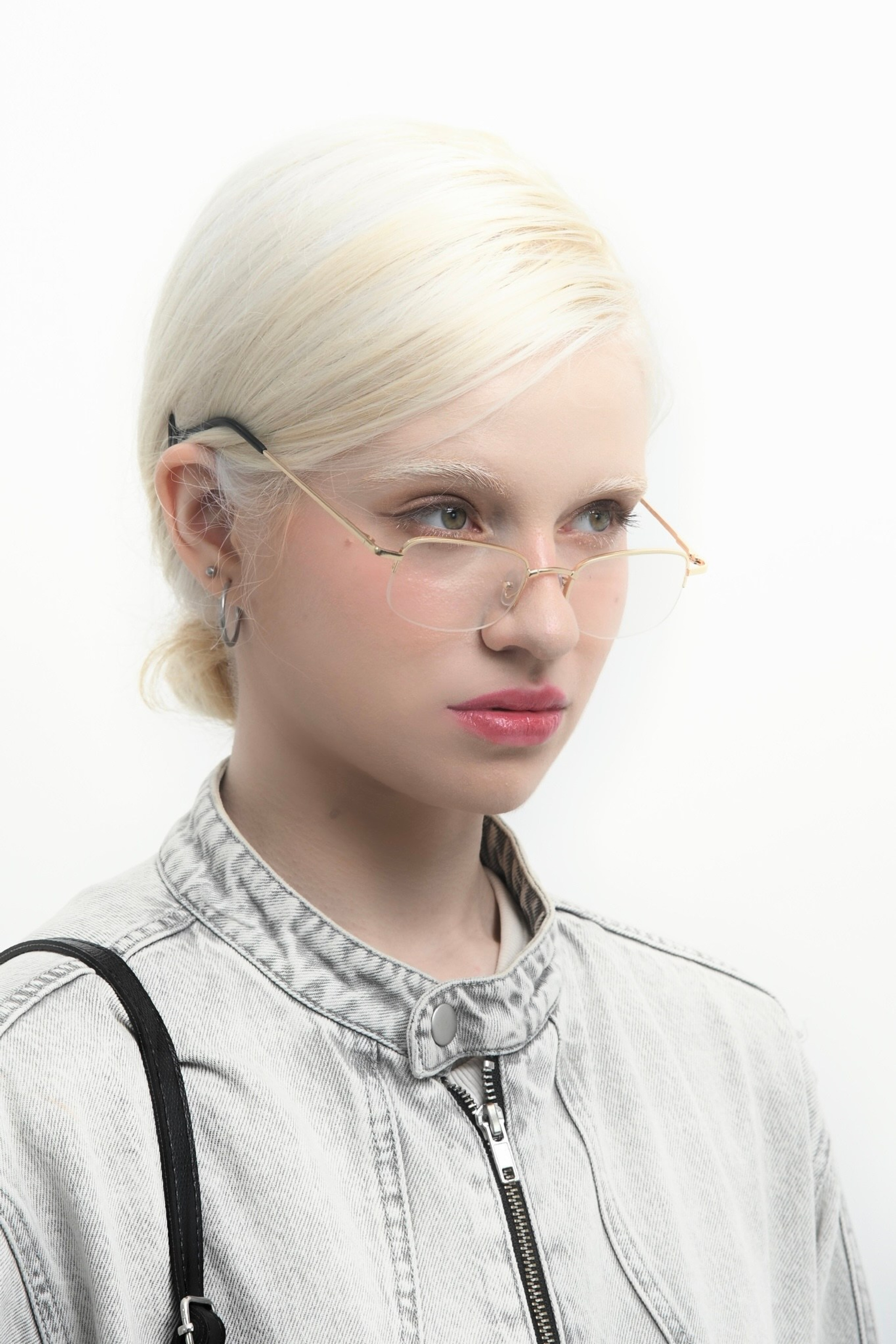 BOOK. MONSTERA MODELS