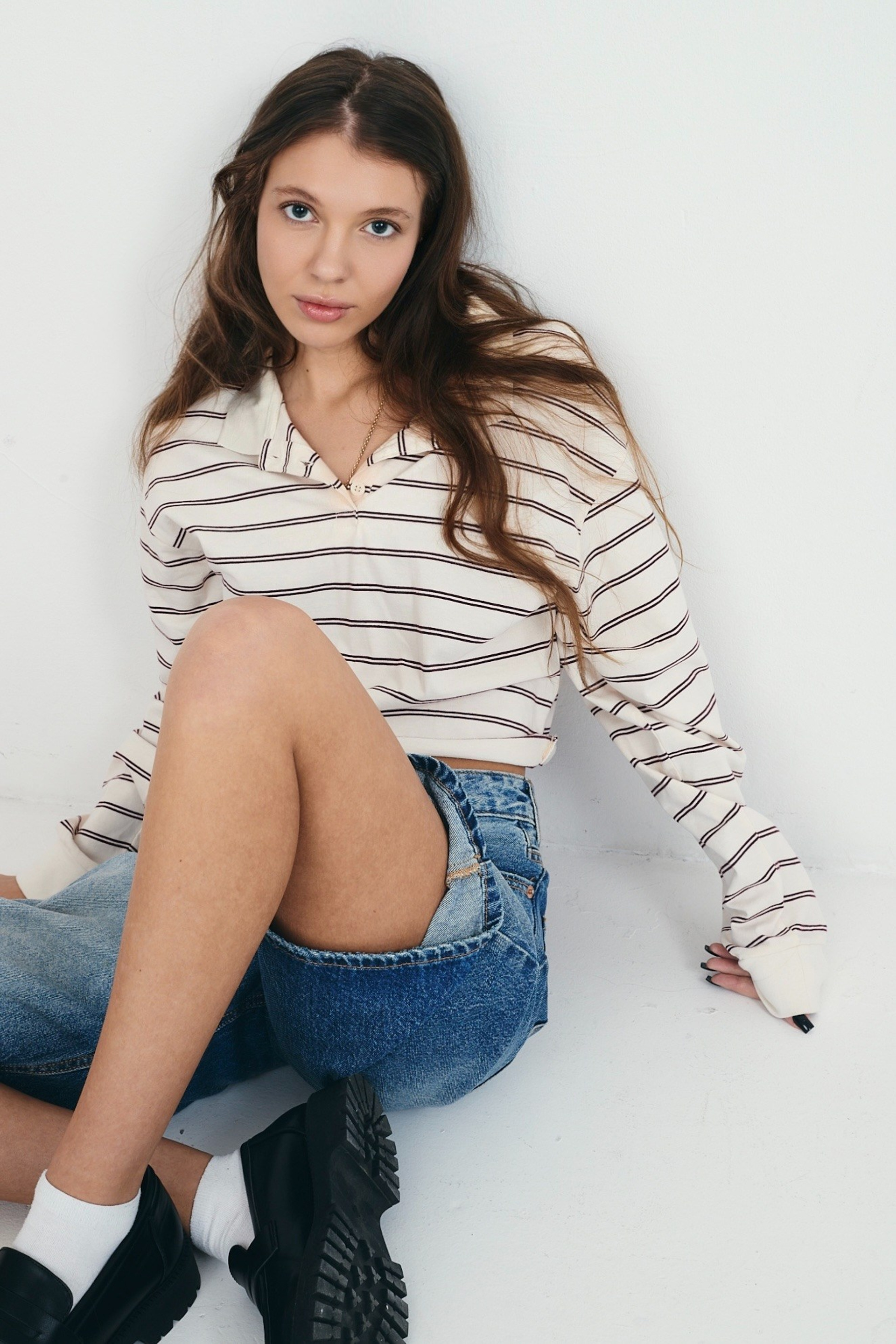 BOOK. MONSTERA MODELS