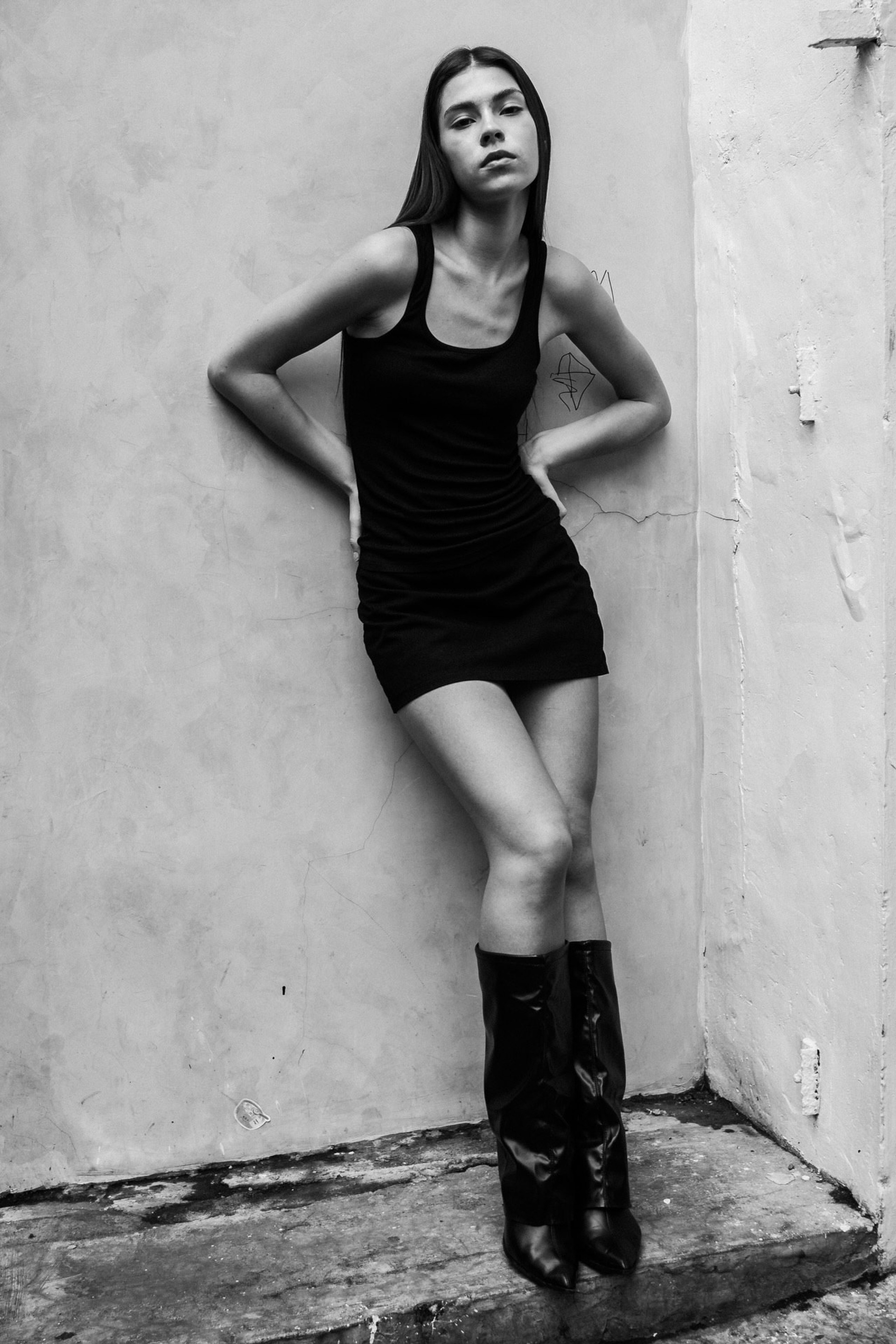 BOOK. MONSTERA MODELS