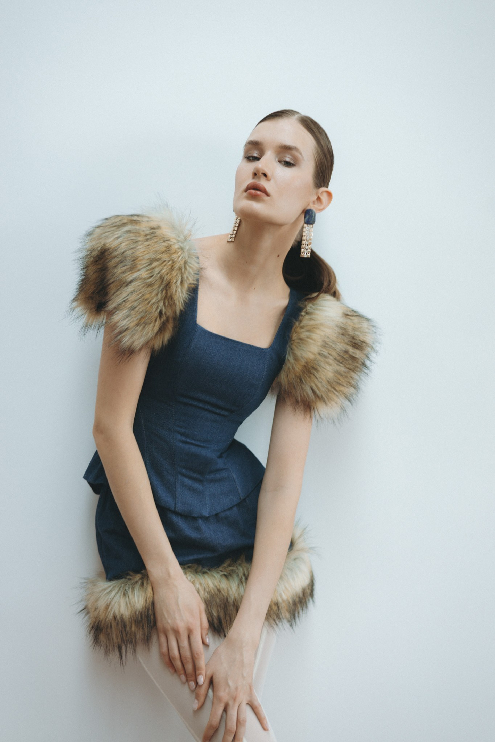 BOOK. MONSTERA MODELS