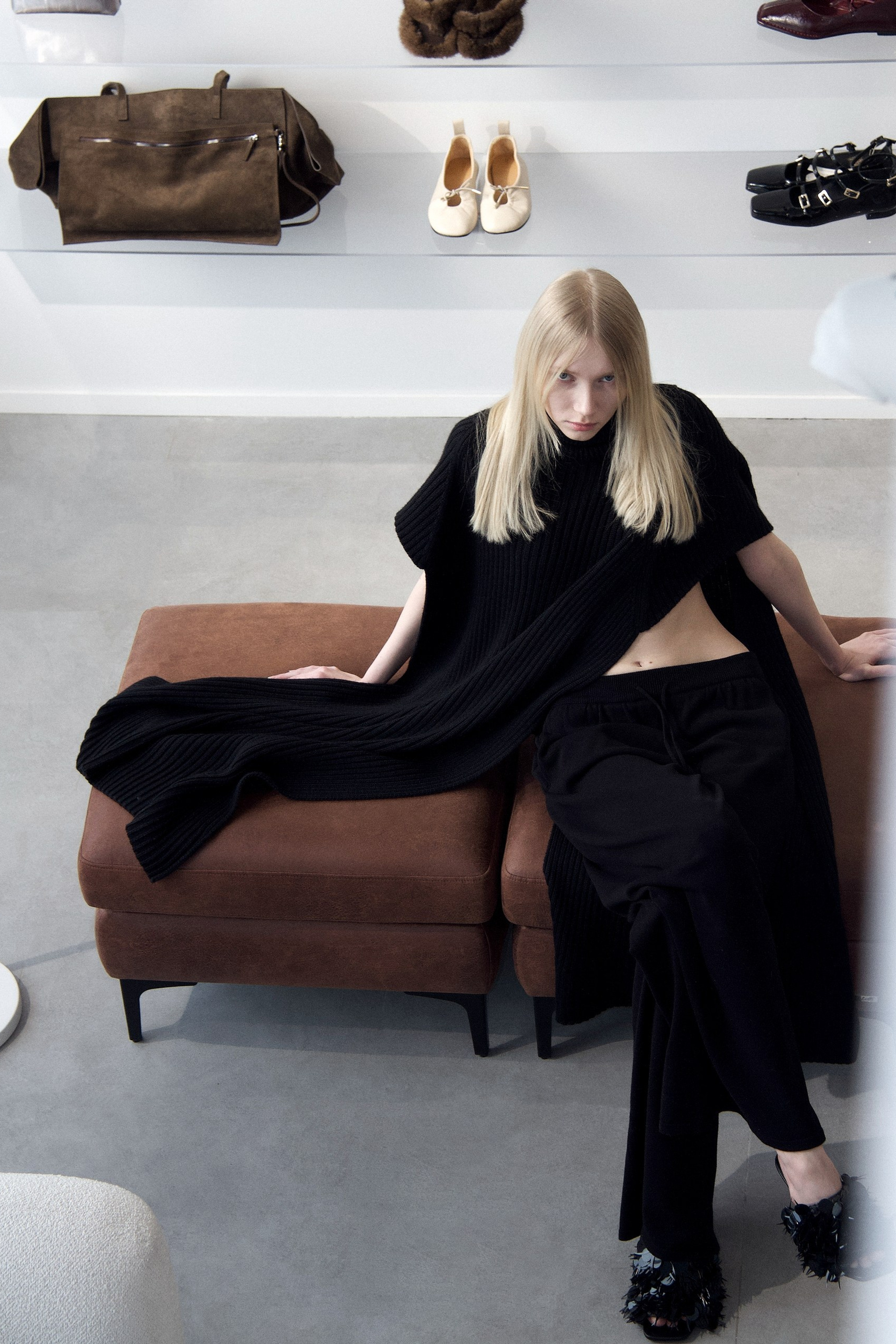 BOOK. MONSTERA MODELS