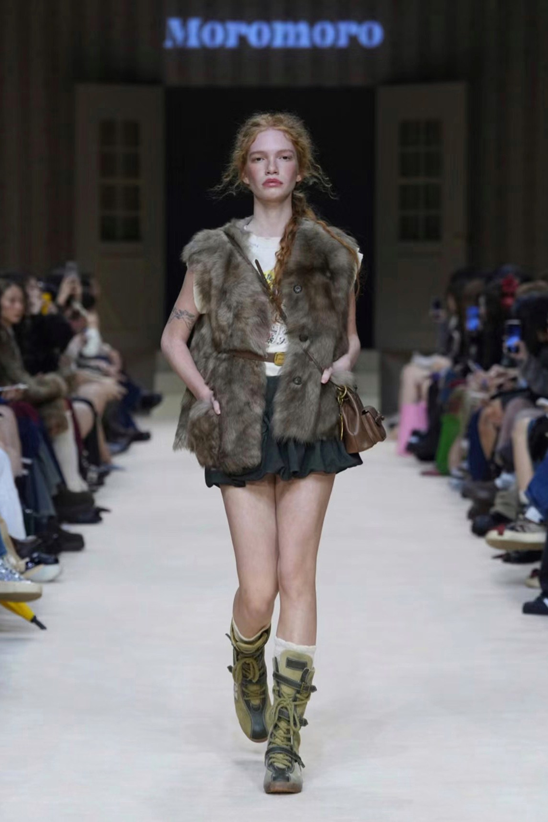 BOOK. MONSTERA MODELS