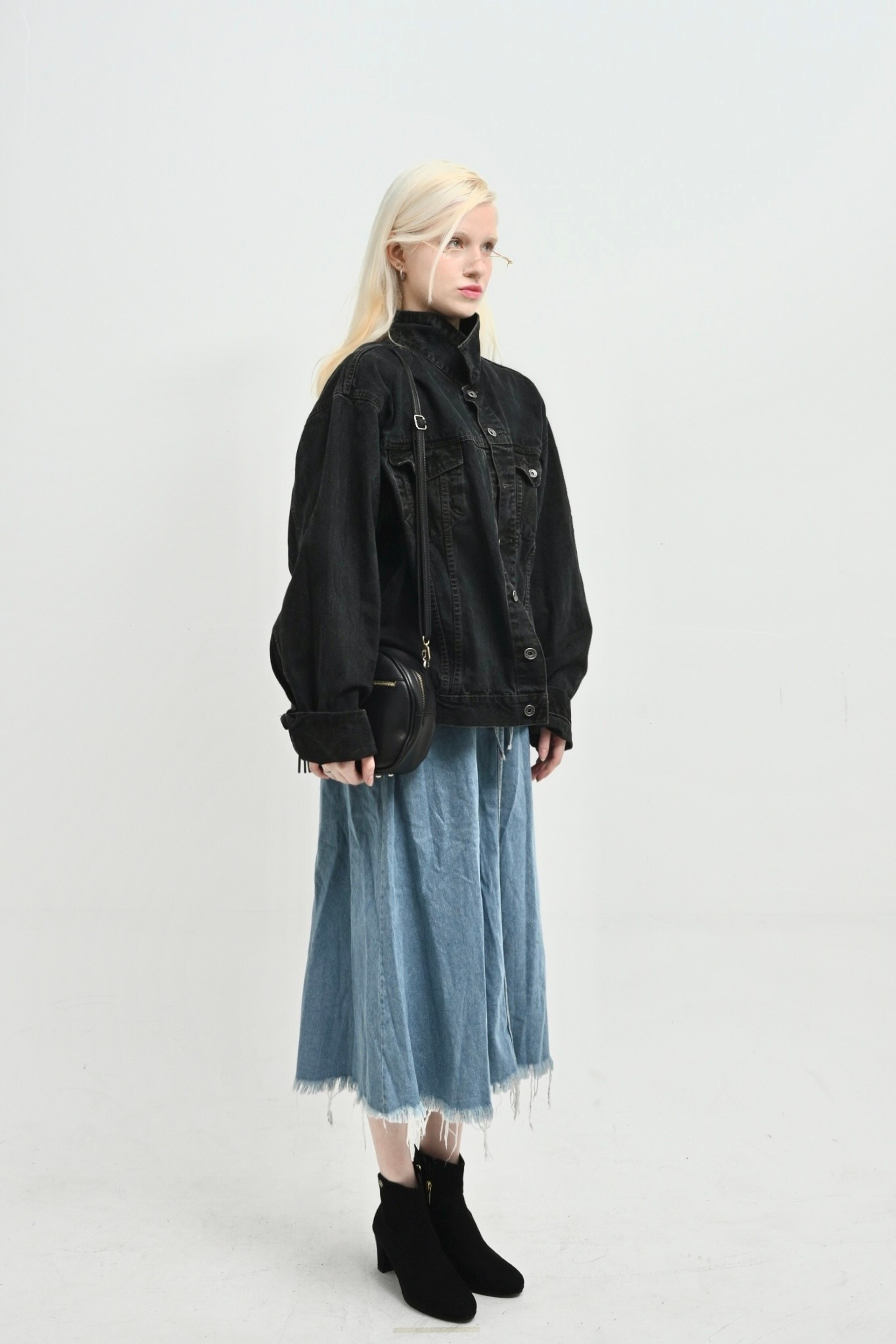 BOOK. MONSTERA MODELS