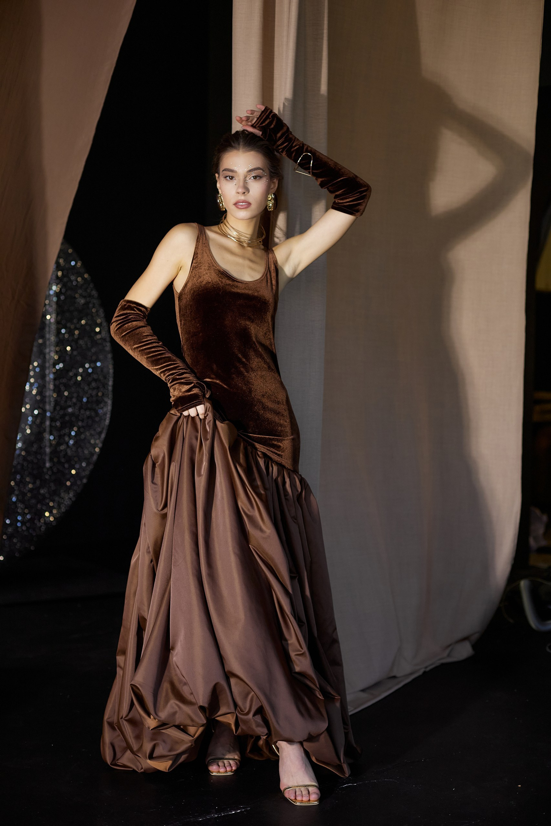 BOOK. MONSTERA MODELS