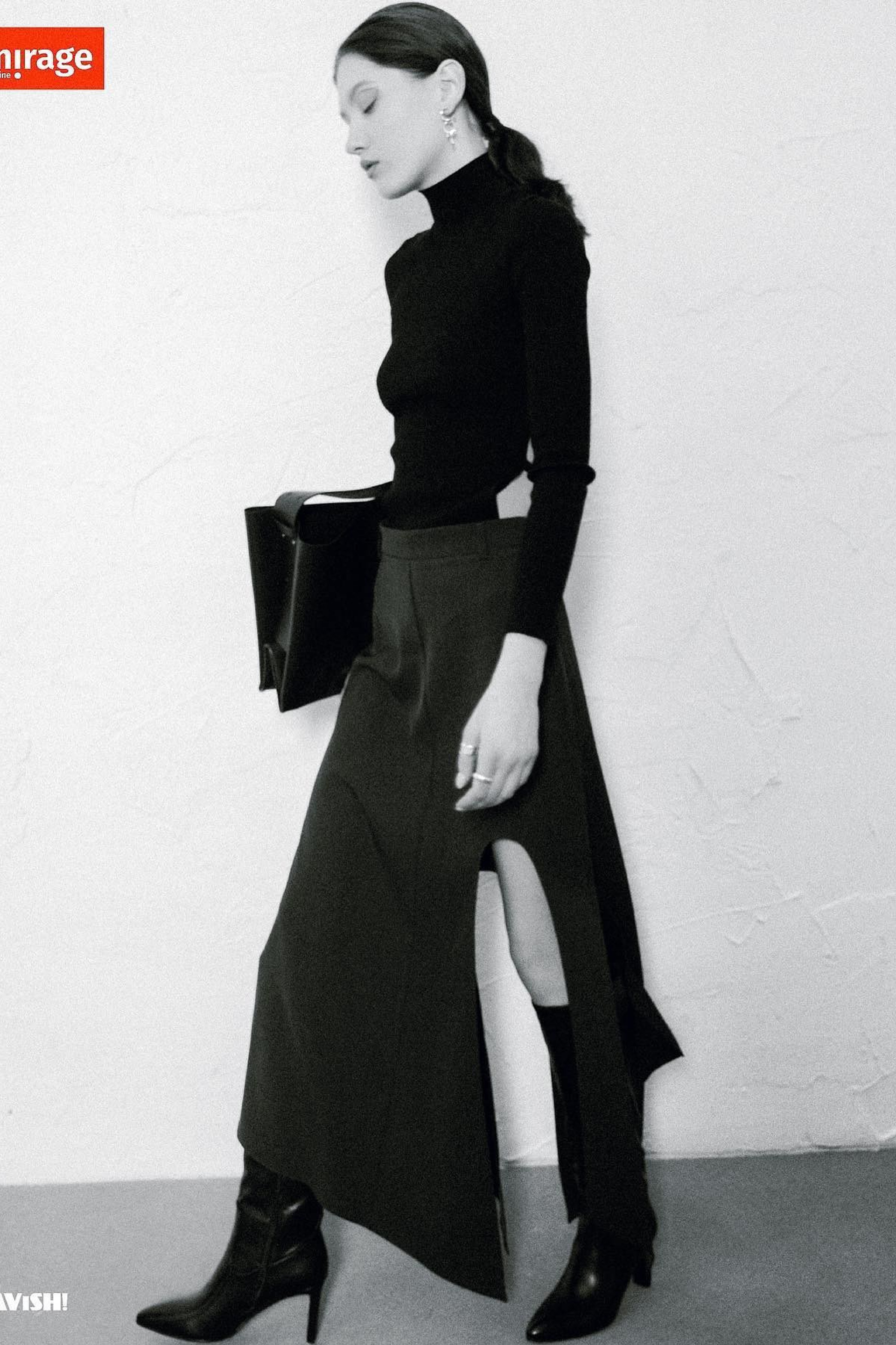 BOOK. MONSTERA MODELS