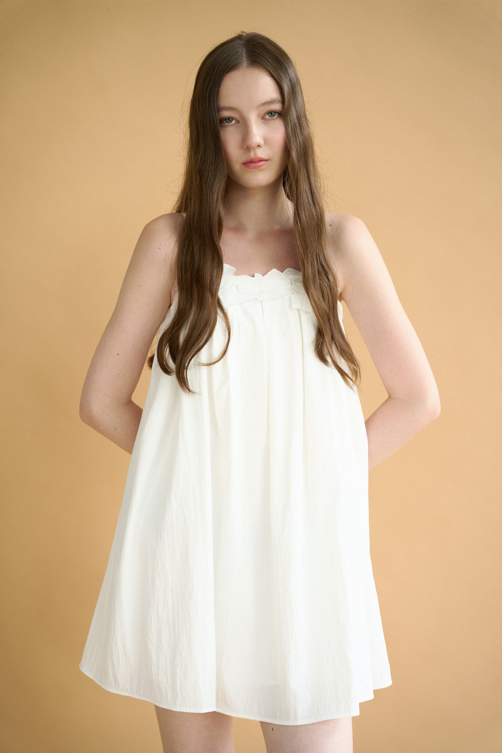 BOOK. MONSTERA MODELS