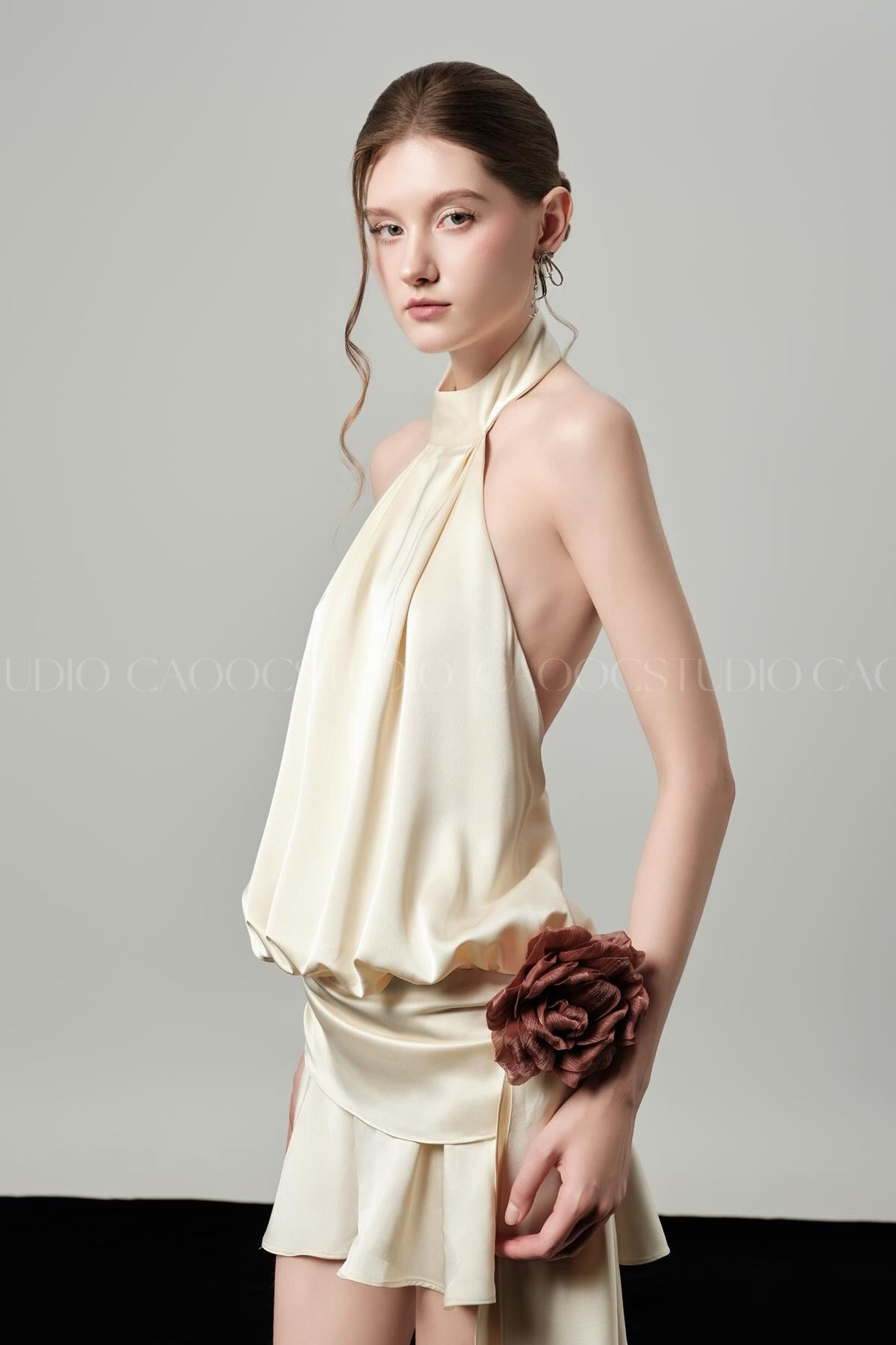 BOOK. MONSTERA MODELS