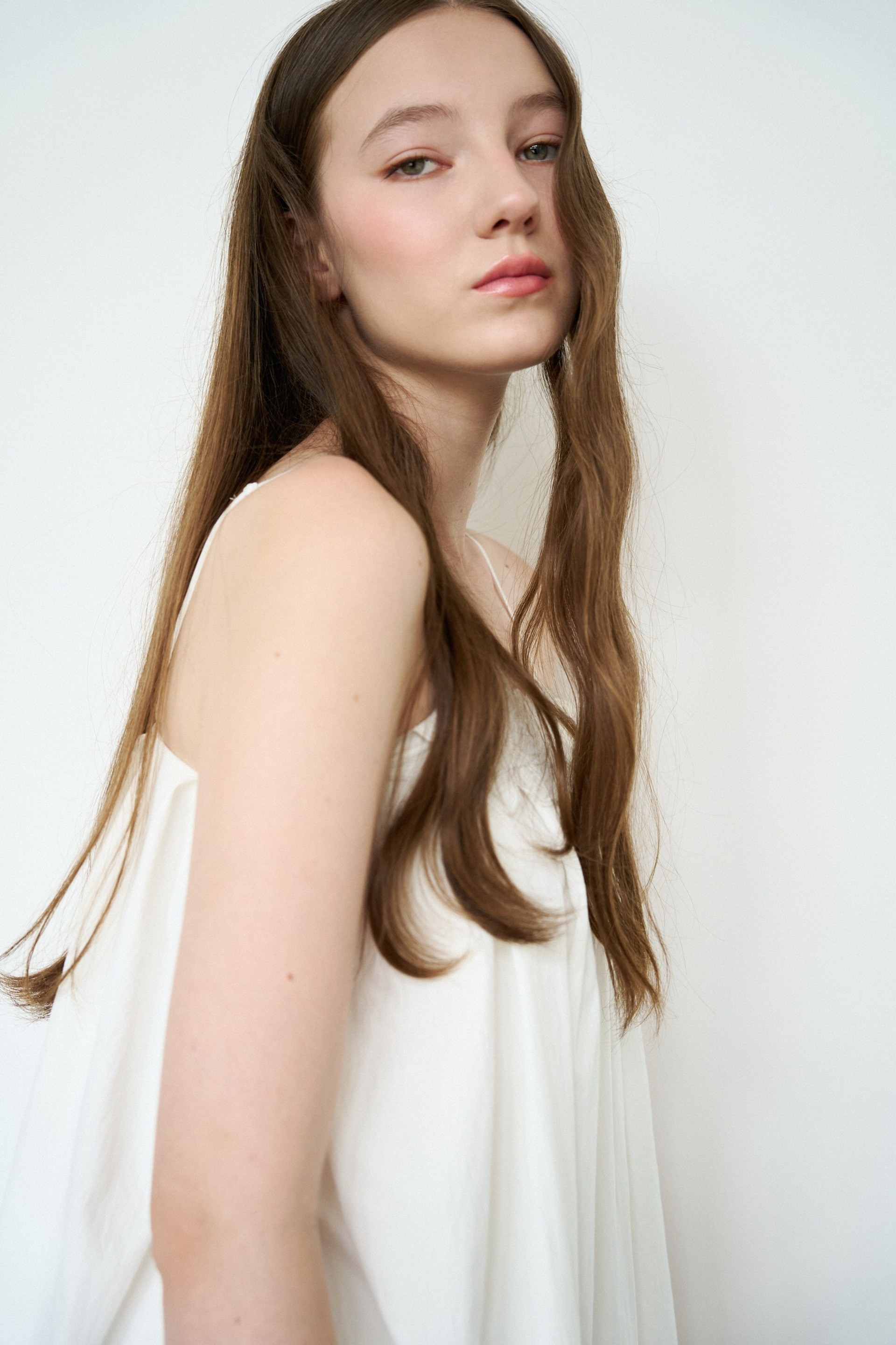 BOOK. MONSTERA MODELS