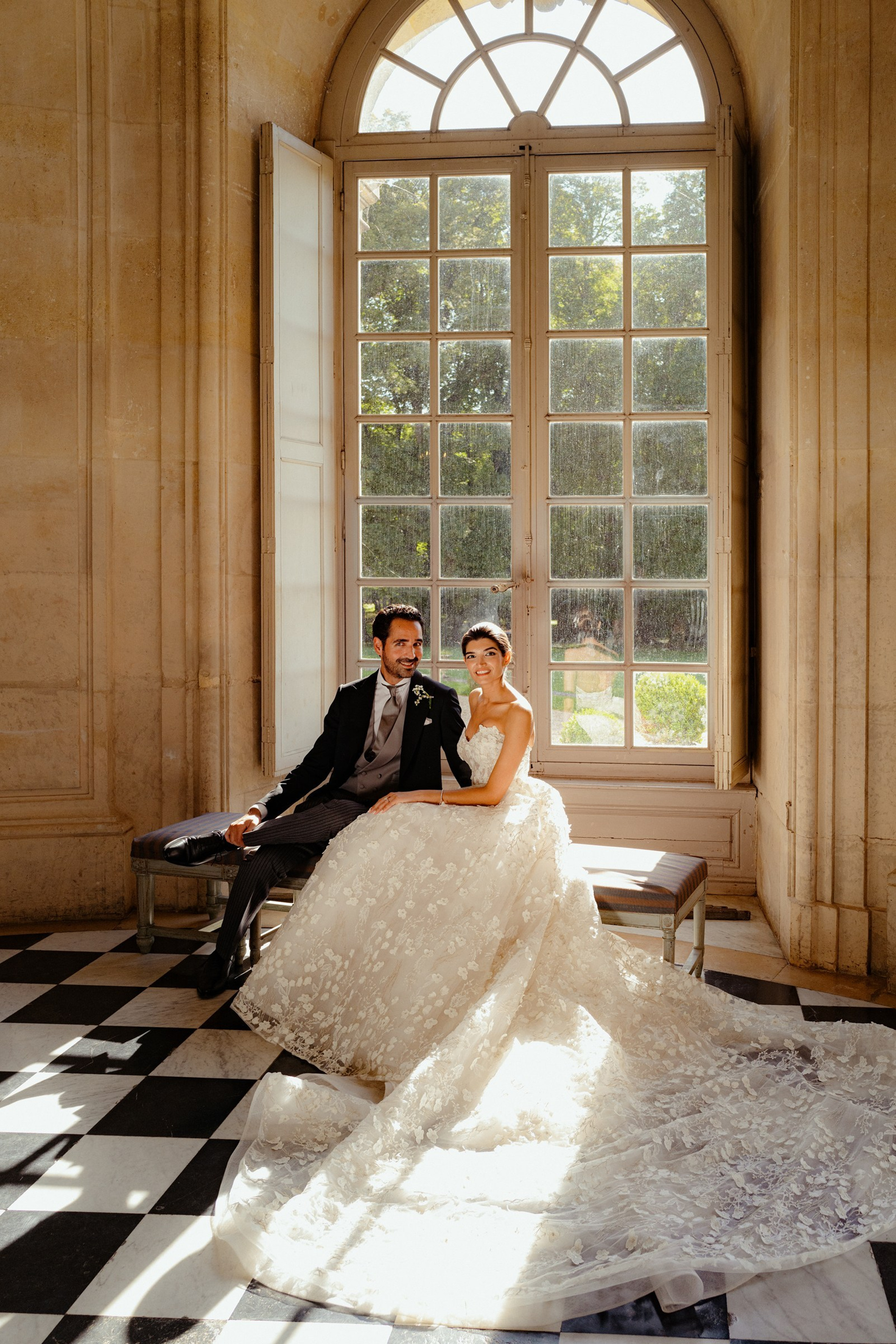CHÂTEAU PRÈS DE PARIS