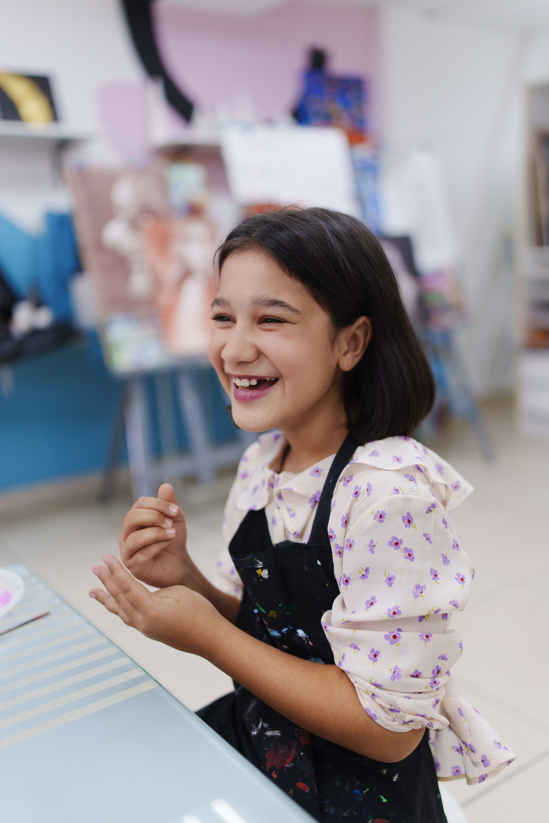 Открытие нового офиса ОТП Банка в Уфе — интерьер, сотрудники, ленточка