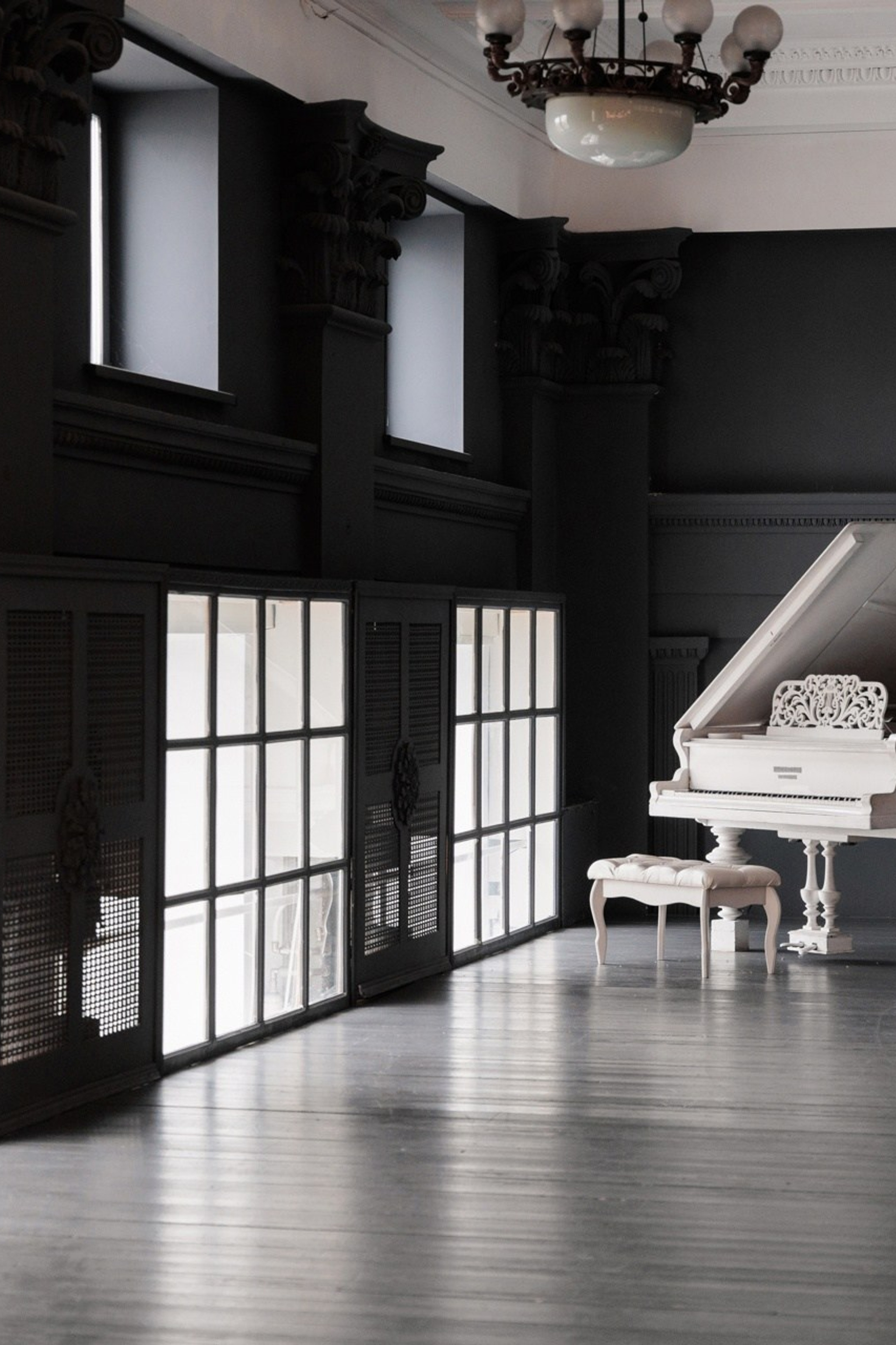 Студия MANSARDA — Castle для предметной съемки Н.Новгород |Sale Easy