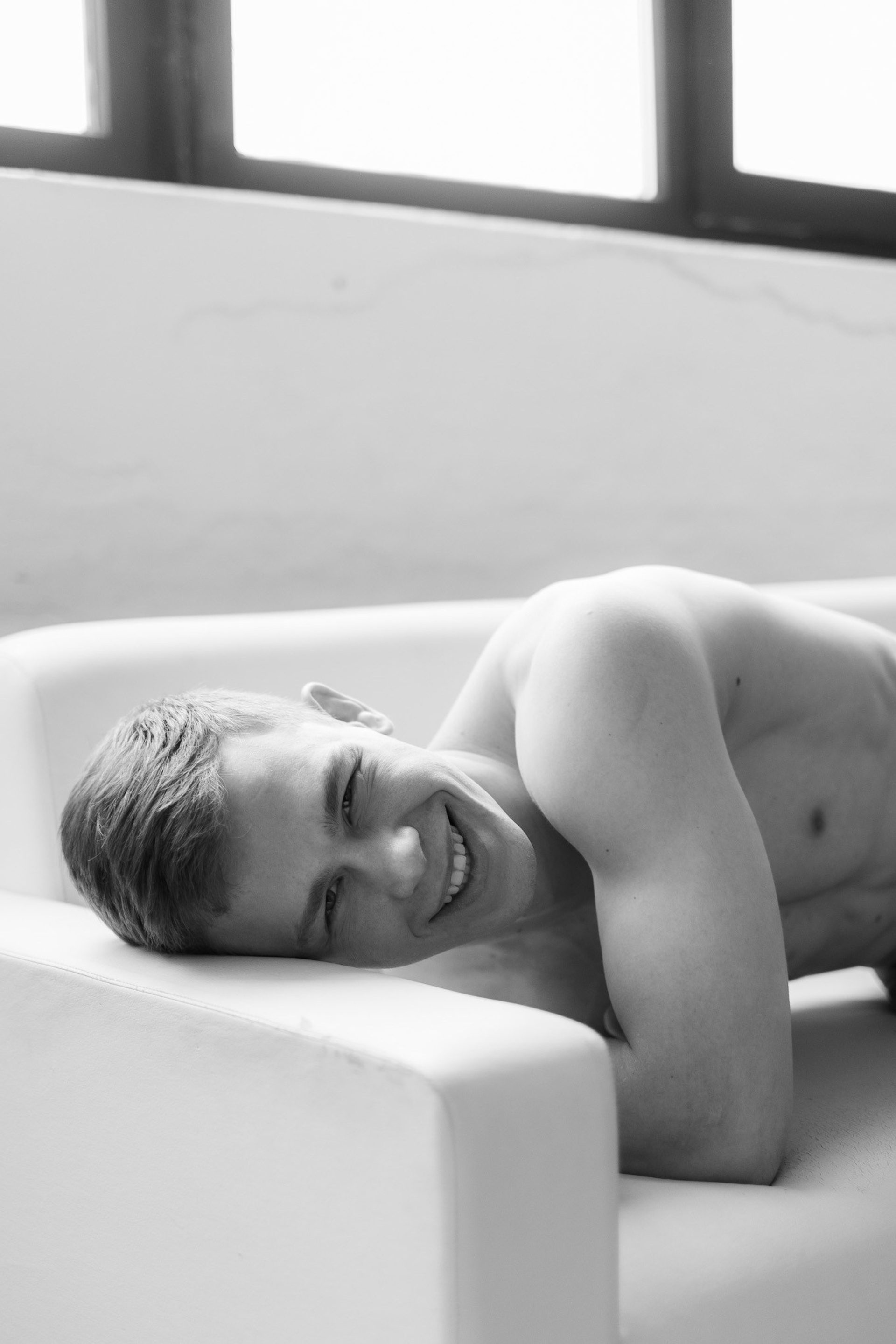 Модель для предметной съемки Герман id 29 034 С.-Пб| Sale Easy