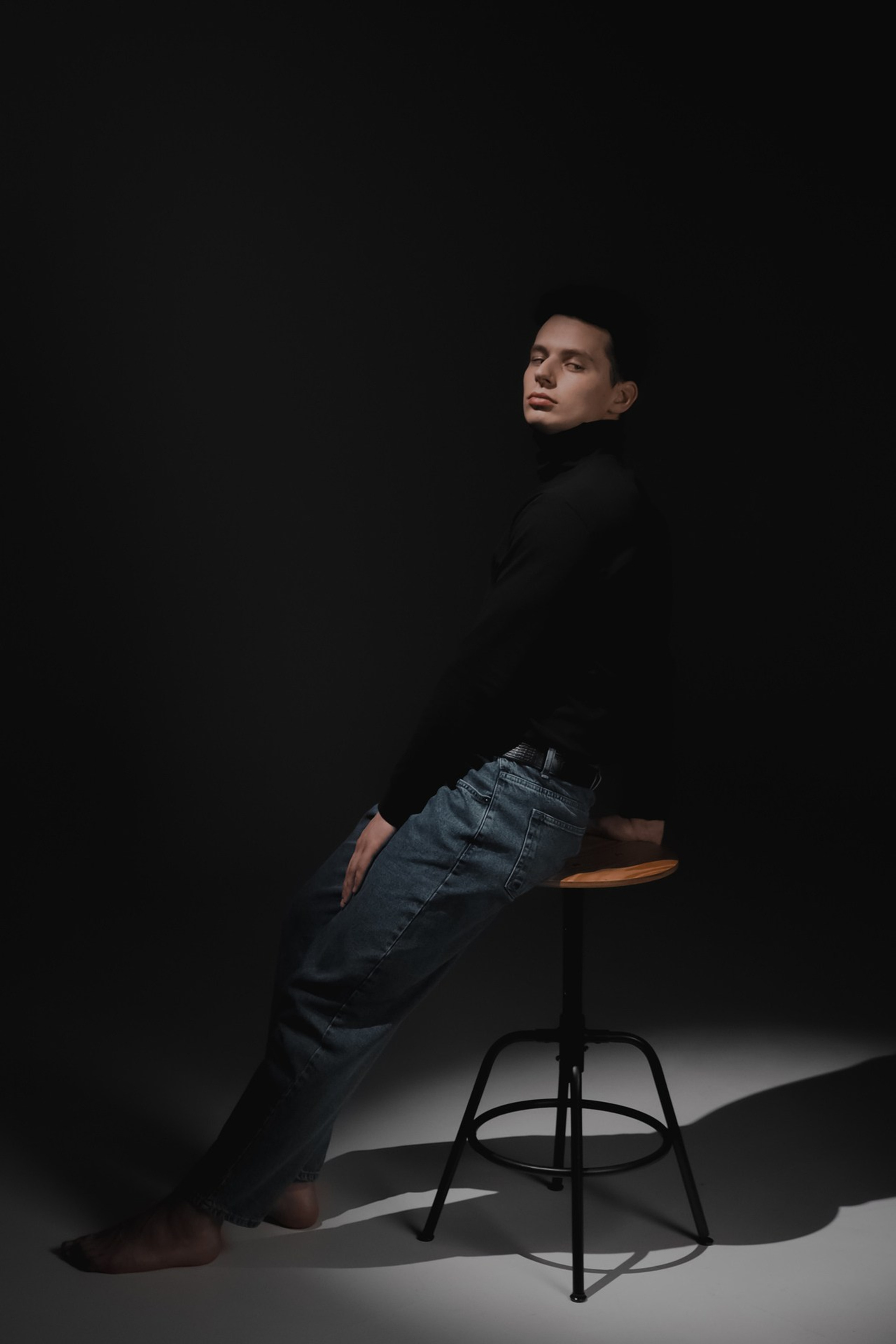 Модель для предметной съемки Александр О Казань| Sale Easy