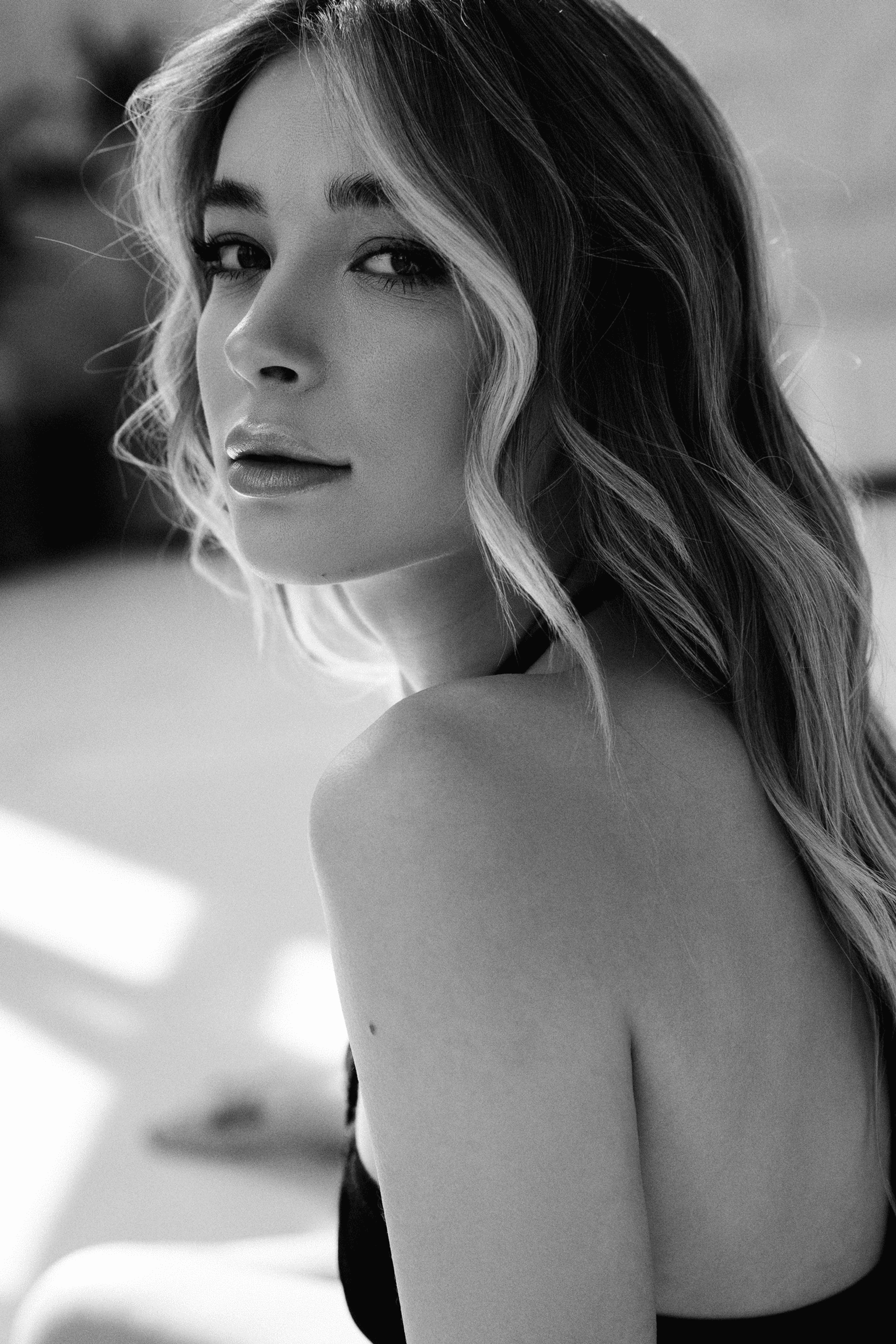 Модель для предметной съемки Александра Д. Н.Н.| Sale Easy