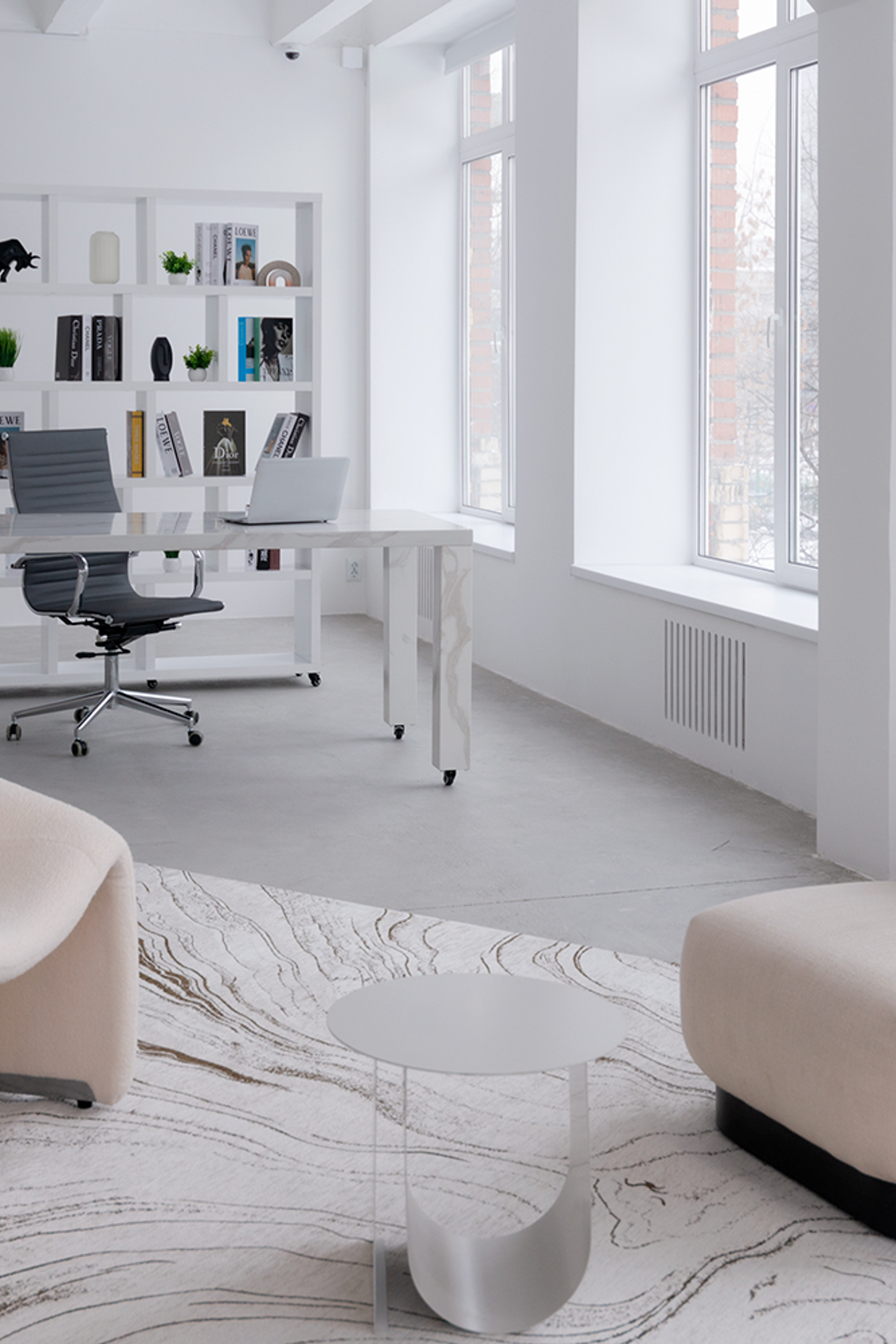 CROSS  — Room № 206