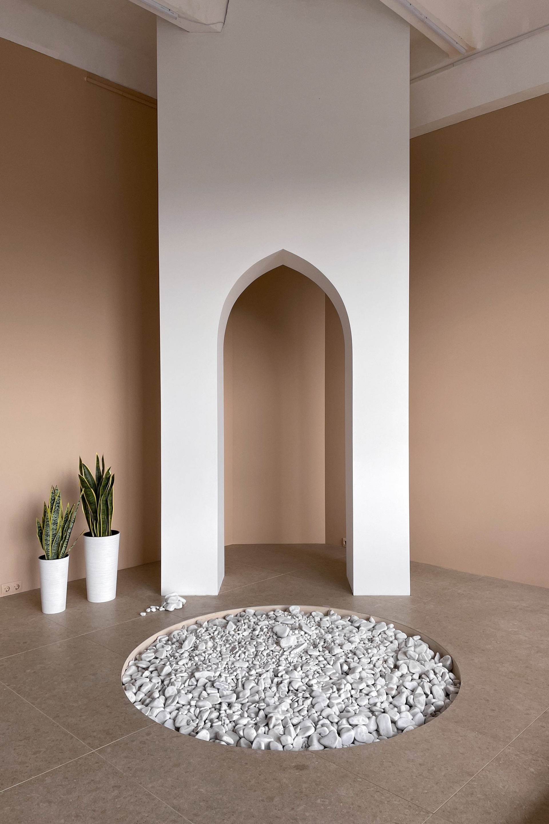 Студия FOCUS — зал Stone для предм. съемки С.-Пб|Sale Easy