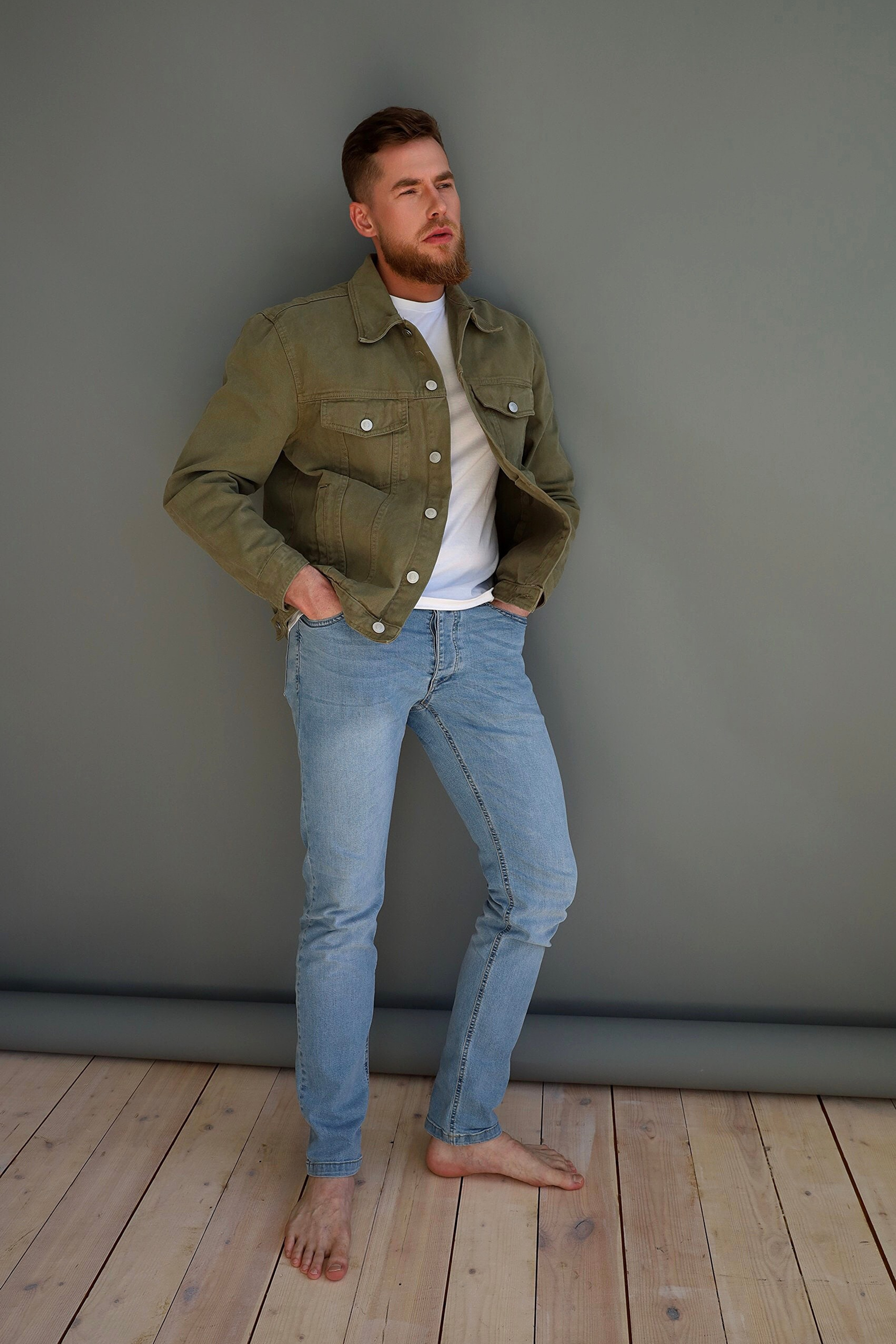 Модель для предметной съемки Алексей id 29 029 С.-Пб| Sale Easy