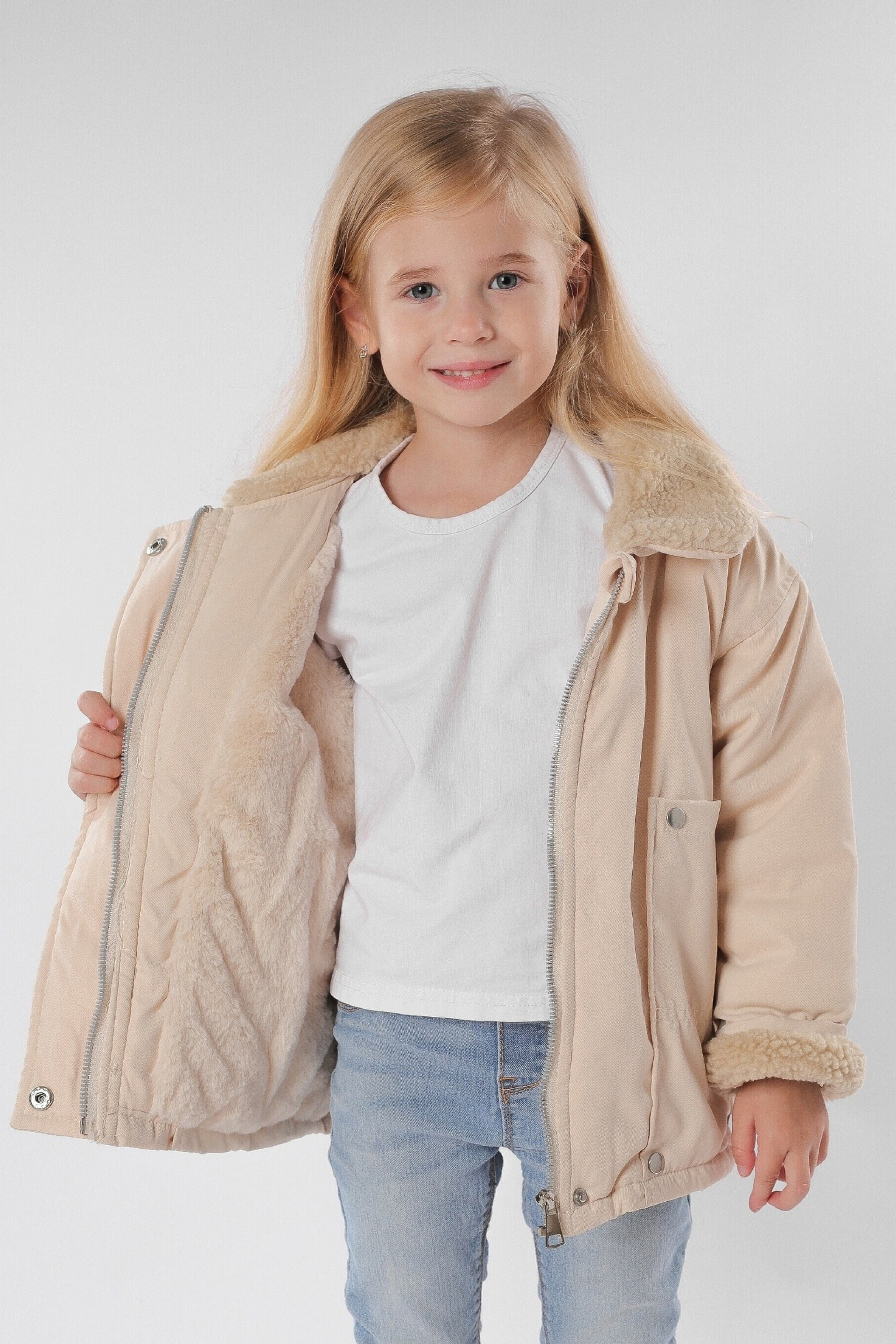 Модель для предметной съемки София Б. С.-Пб| Sale Easy