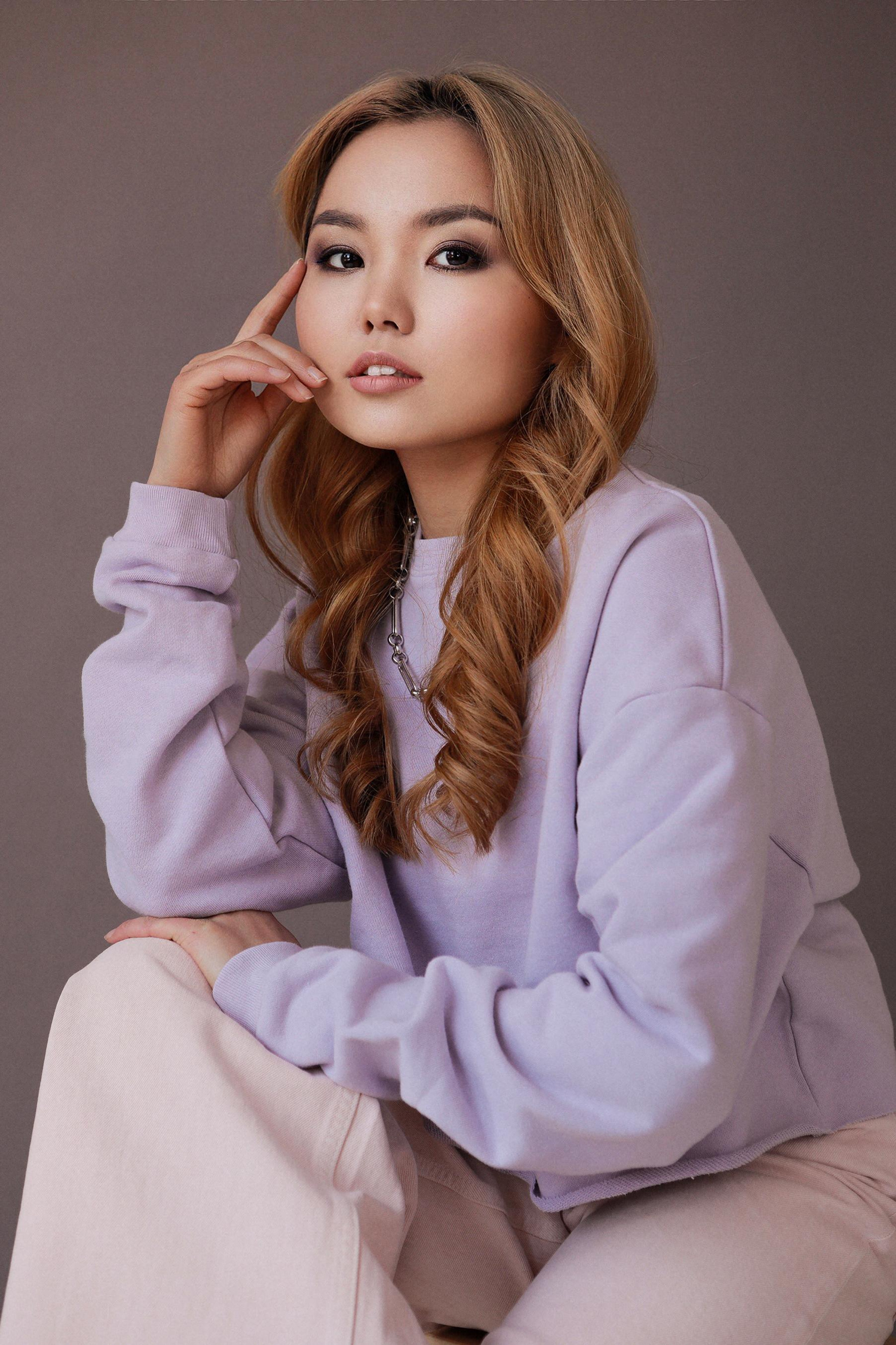 Модель для предметной съемки Бетти Москва| Sale Easy