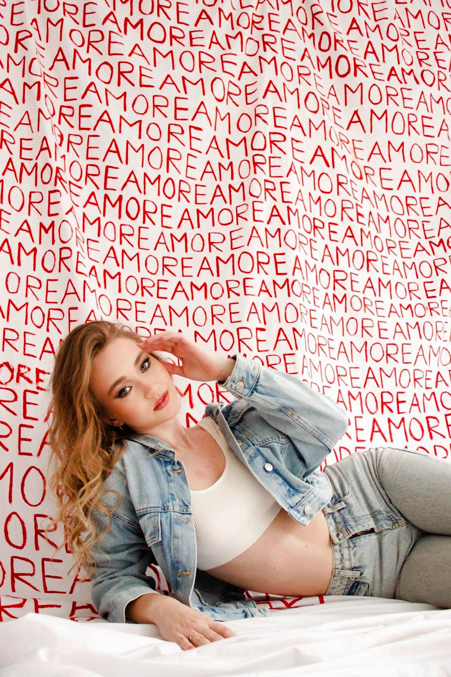 Модель для предметной съемки  Каролина Сочи| Sale Easy