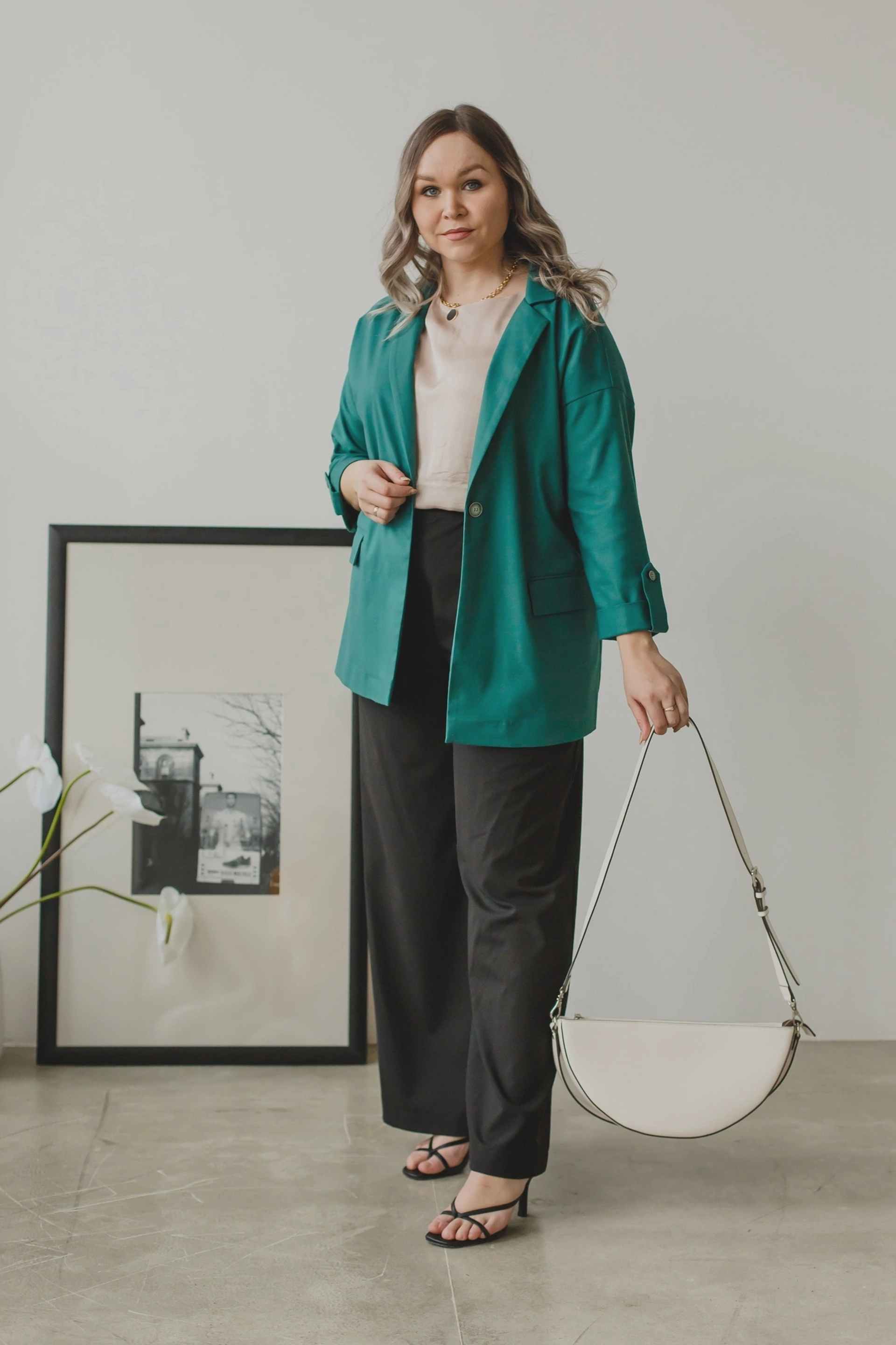 Модель plus size для предметной съемки Марина Б Красноярск| Sale Easy