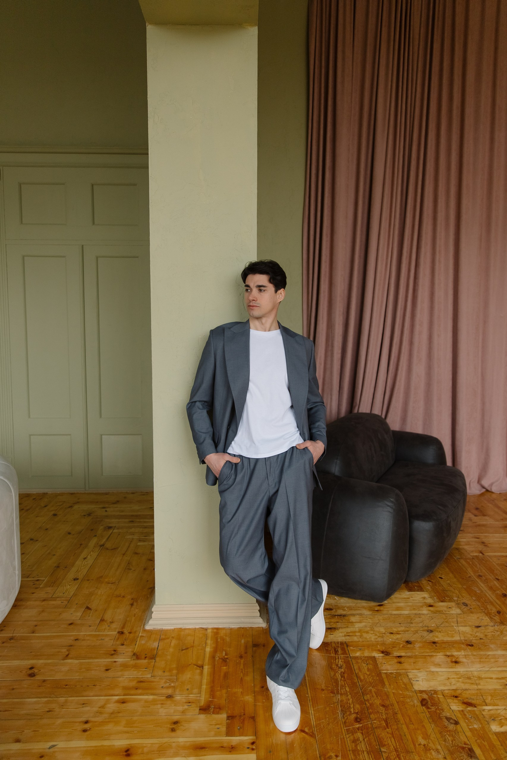 Модель для предметной съемки Владимир id 29 033 С.-Пб| Sale Easy