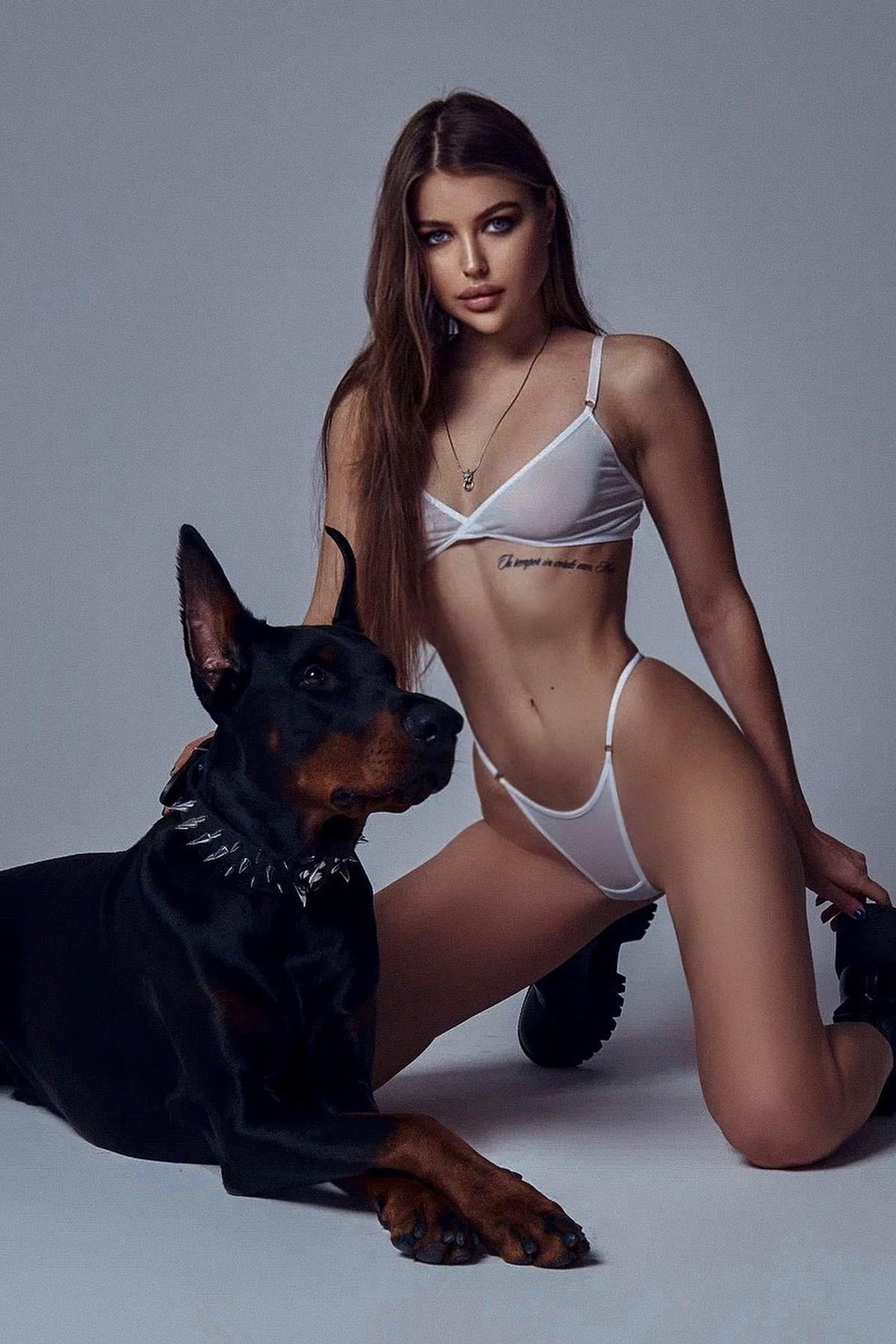 Модель для предметной съемки Элина АА. Москва| Sale Easy