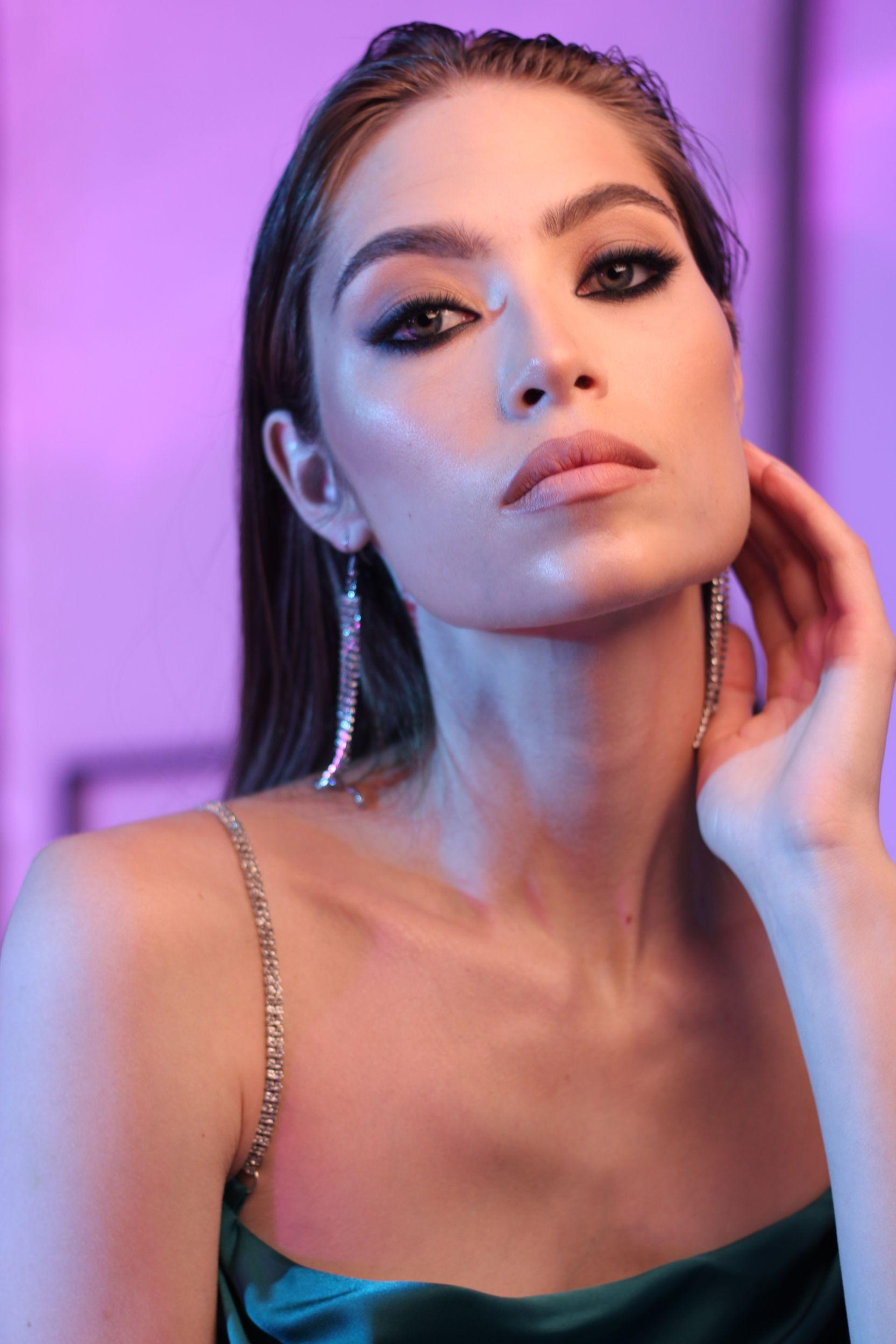 Модель для предметной съемки Анастасия ЧК Н.Новгород | Sale Easy