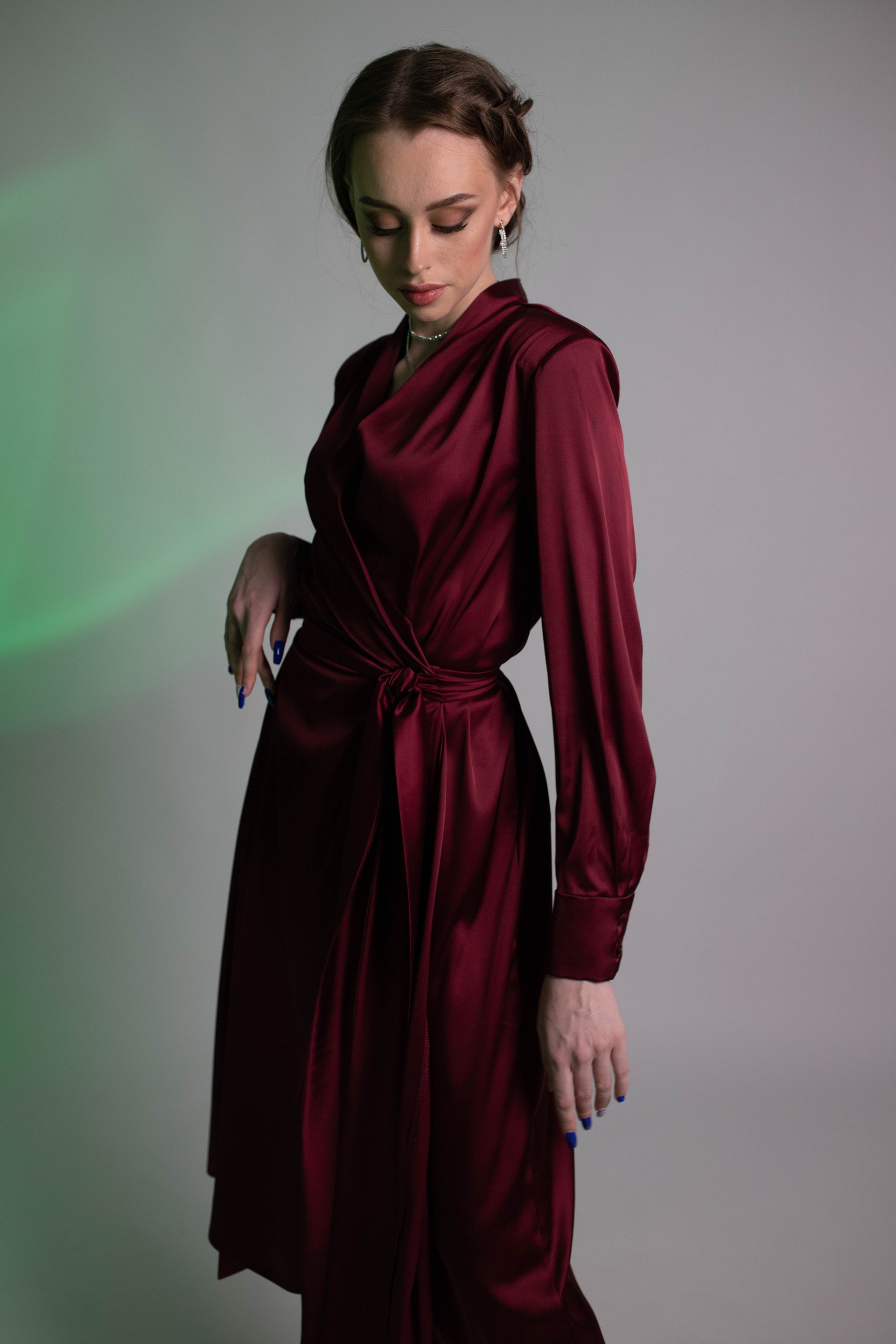 Модель для предметной съемки Полина Л Н.Новгород | Sale Easy