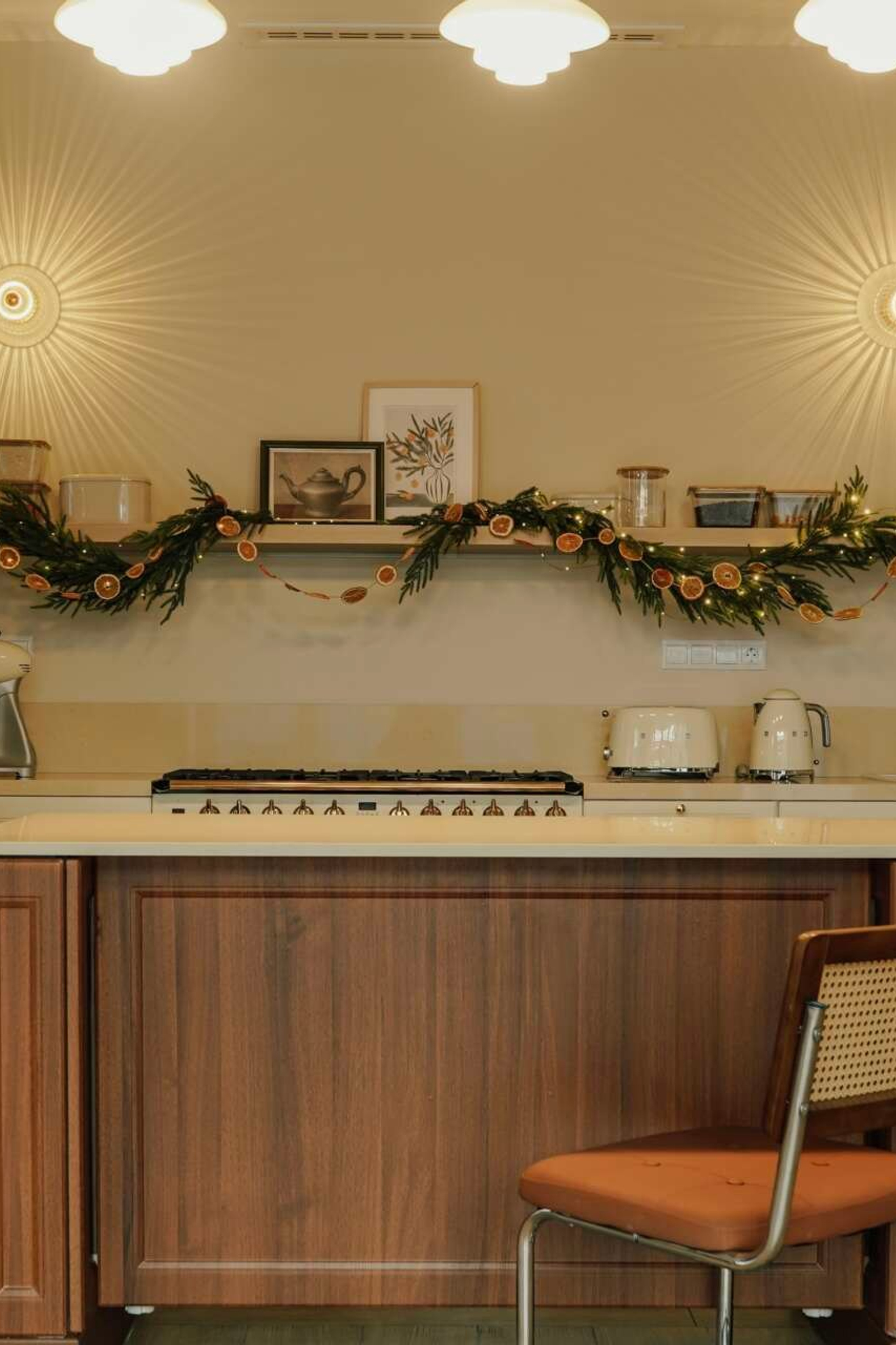 Студия LEONA — зал SCANDI С КУХНЕЙ для предм. съемки С.-Пб|Sale Easy