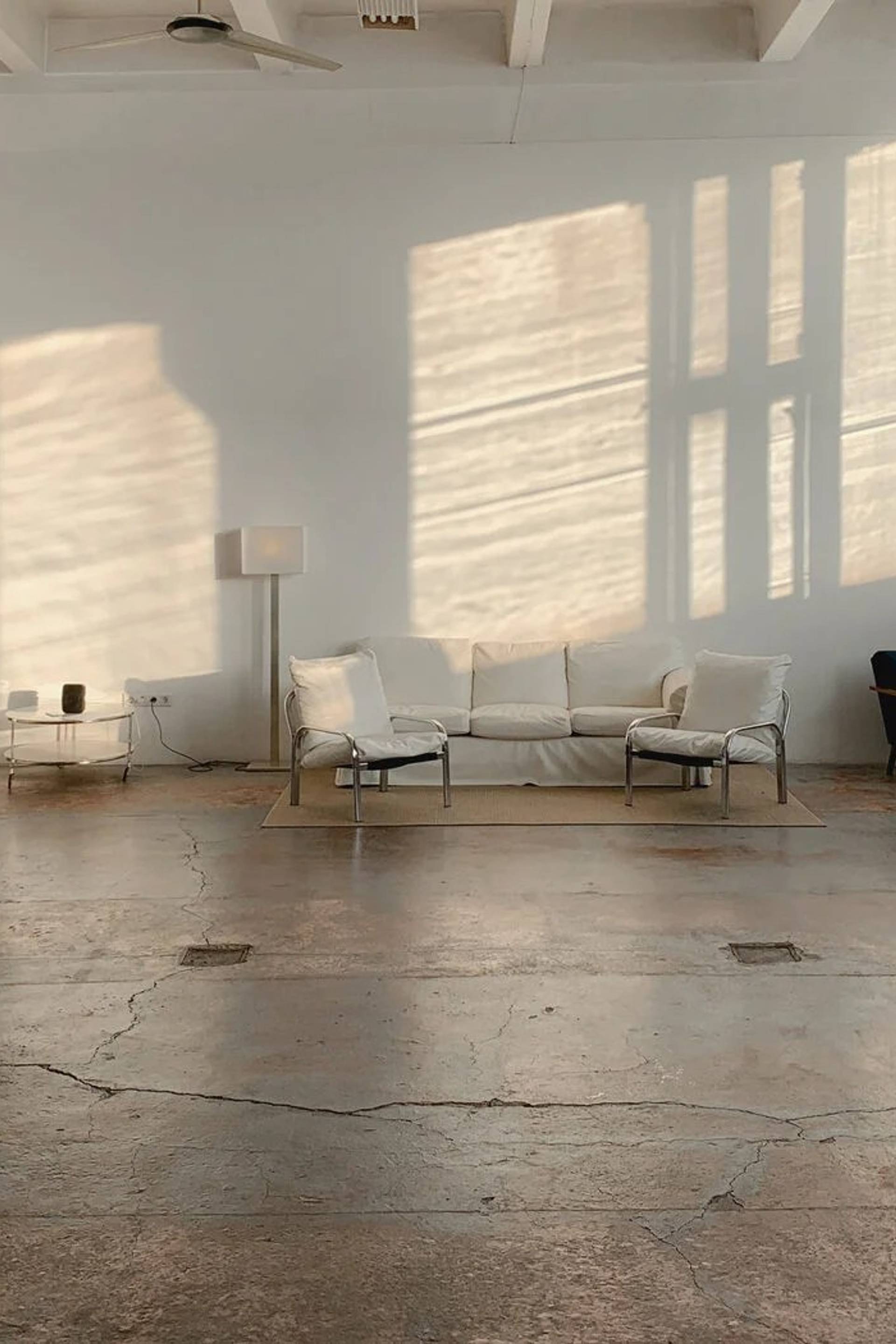 Студия DOM STUDIOS — ZAL для предметной съемки Н.Новгород |Sale Easy