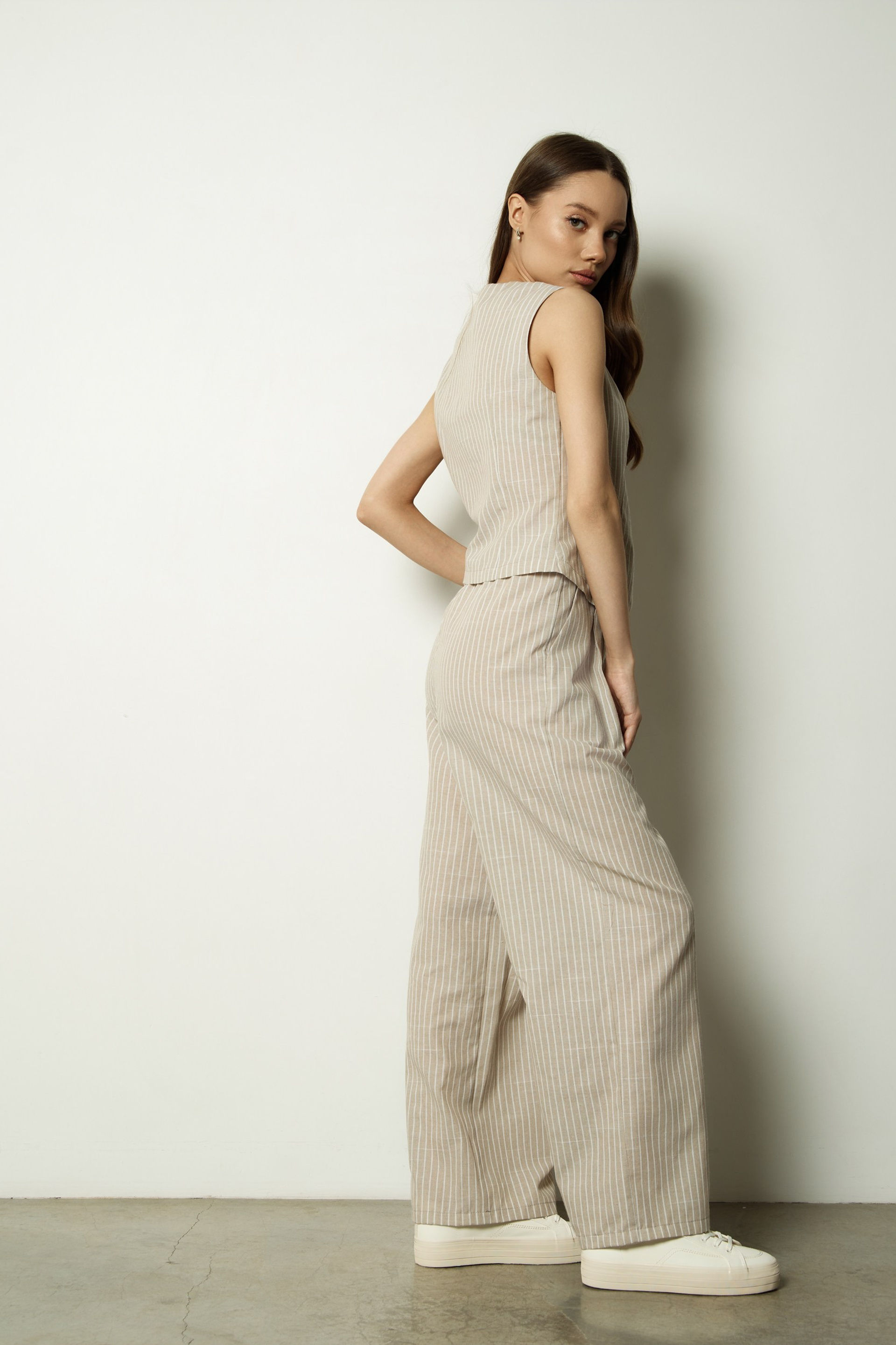 Модель для предметной съемки Дарья С.-Пб| Sale Easy