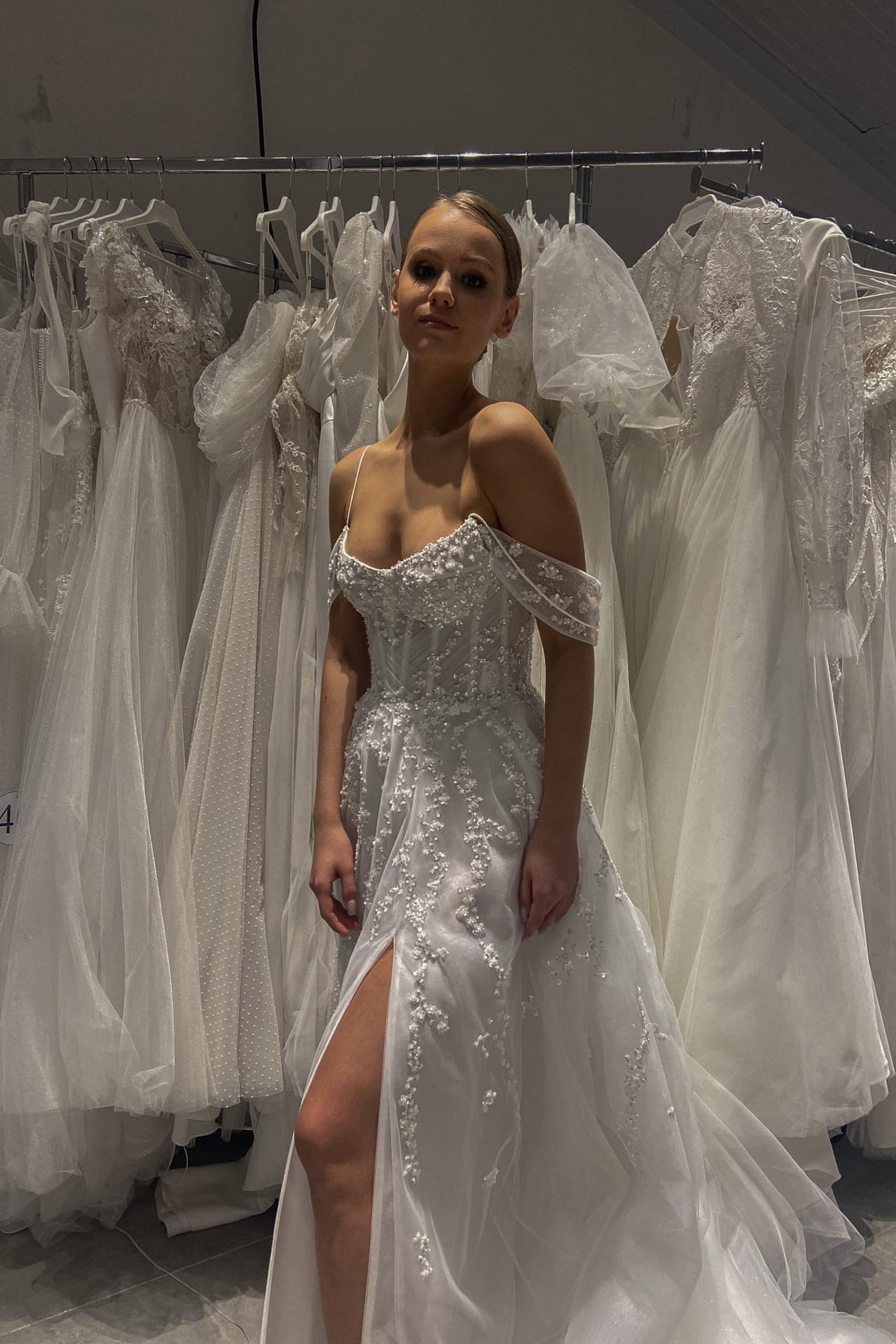 Модель для предметной съемки Маргарита Г Н.Новгород |Sale Easy